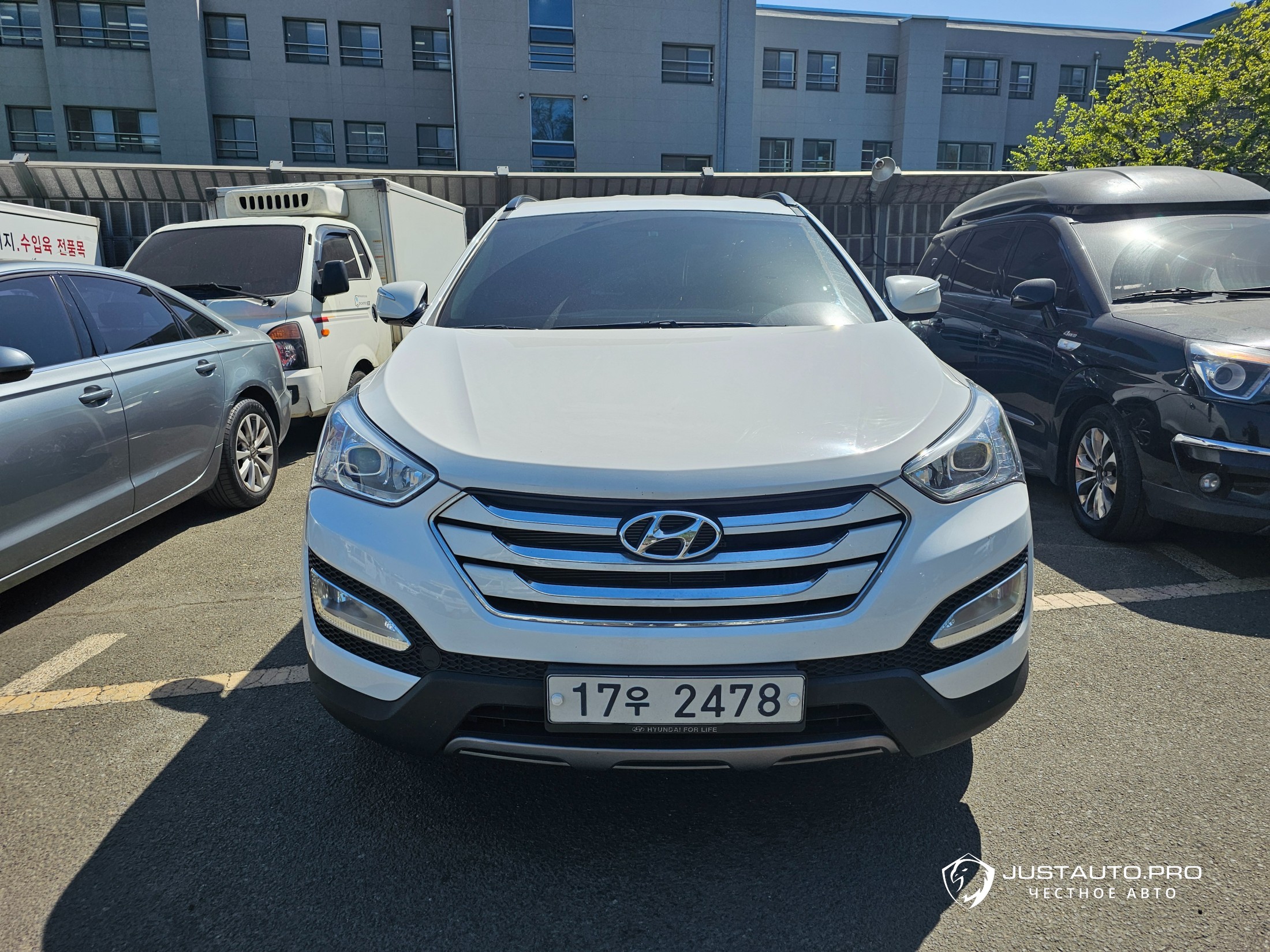 Автомобиль Hyundai Santafe