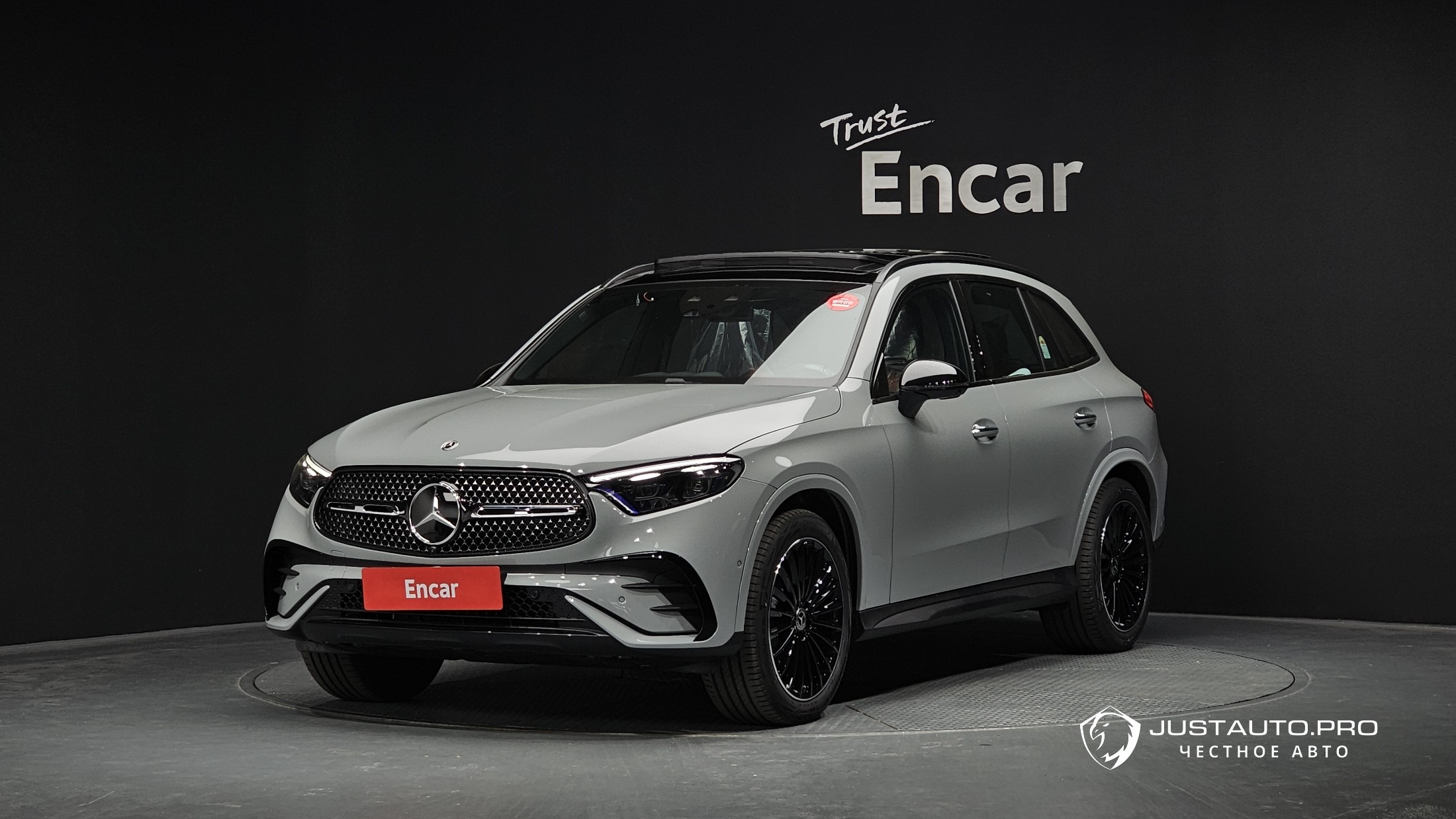 Автомобиль Mercedes-Benz GLC-Class