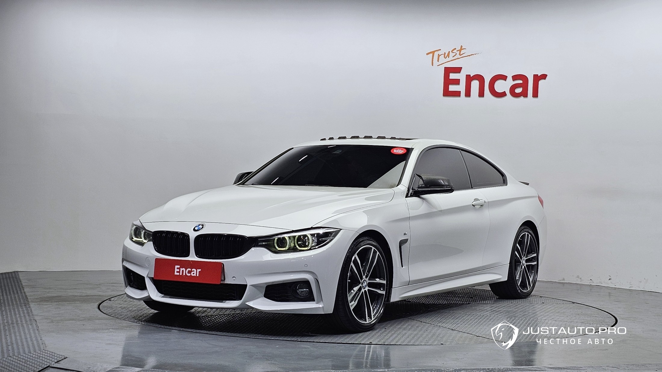 Автомобиль BMW 4-Series