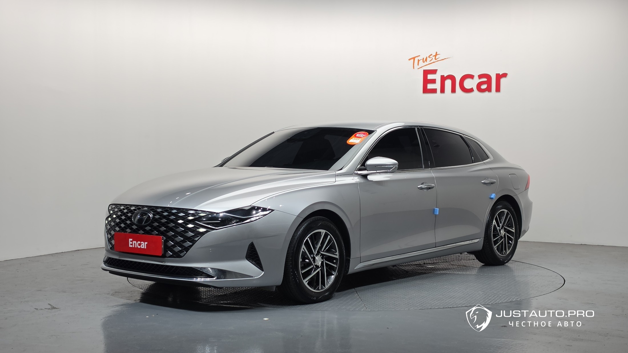 Автомобиль Hyundai Grandeur
