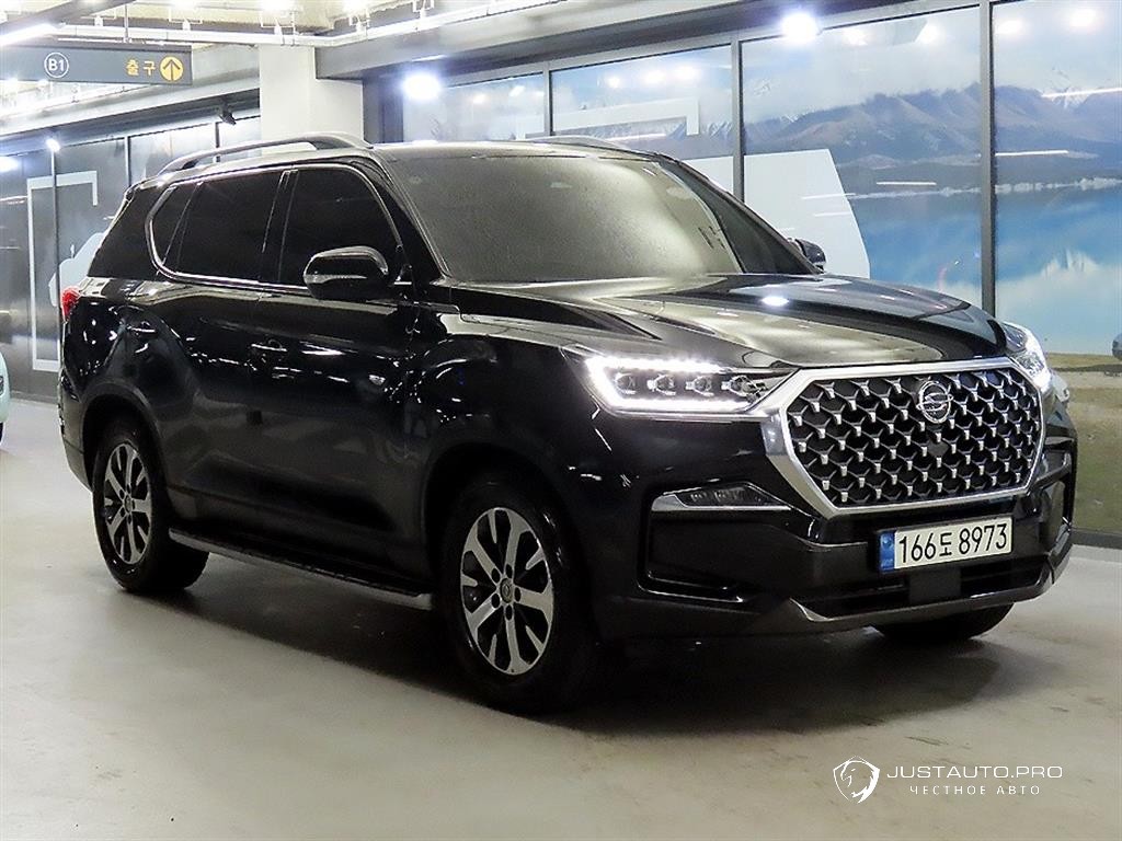 Автомобиль KG_Mobility_Ssangyong Rexton