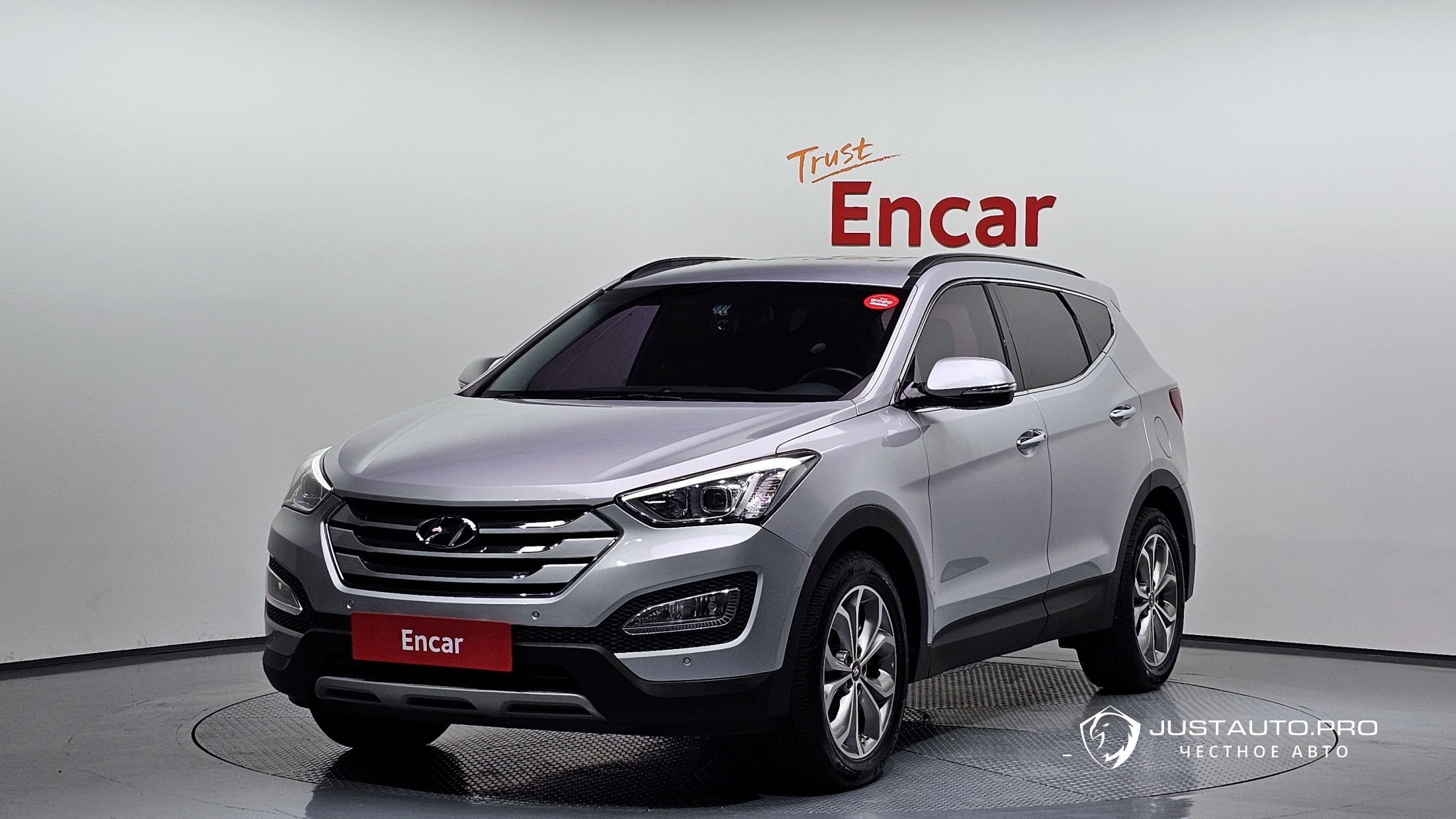 Автомобиль Hyundai Santafe