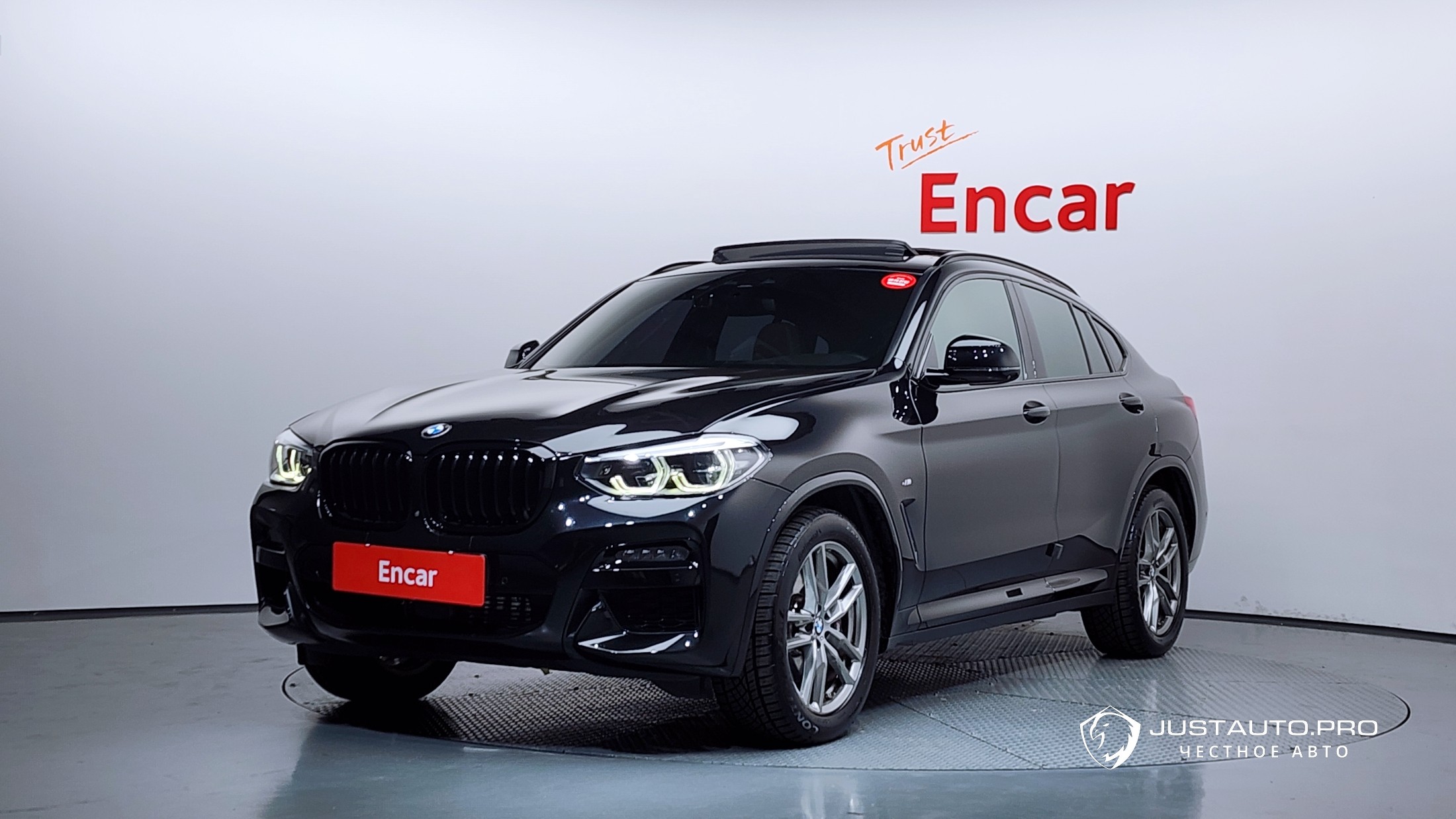 Автомобиль BMW X4