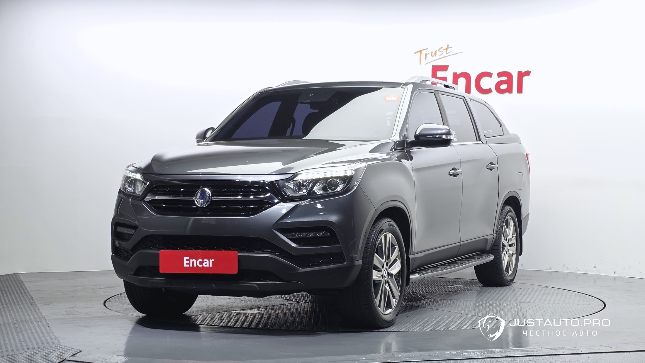 Автомобиль KG_Mobility_Ssangyong Rexton