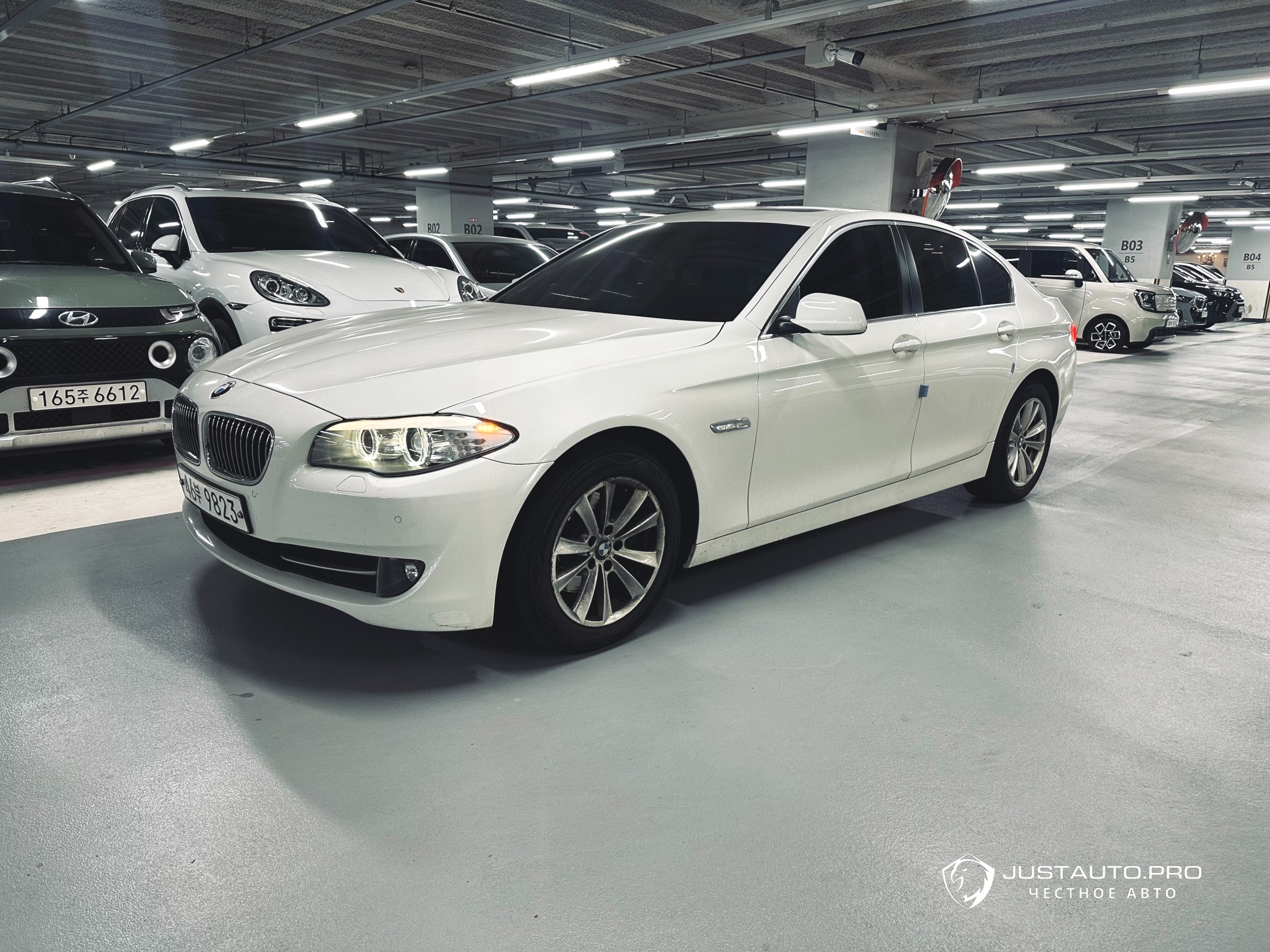 Автомобиль BMW 5-Series
