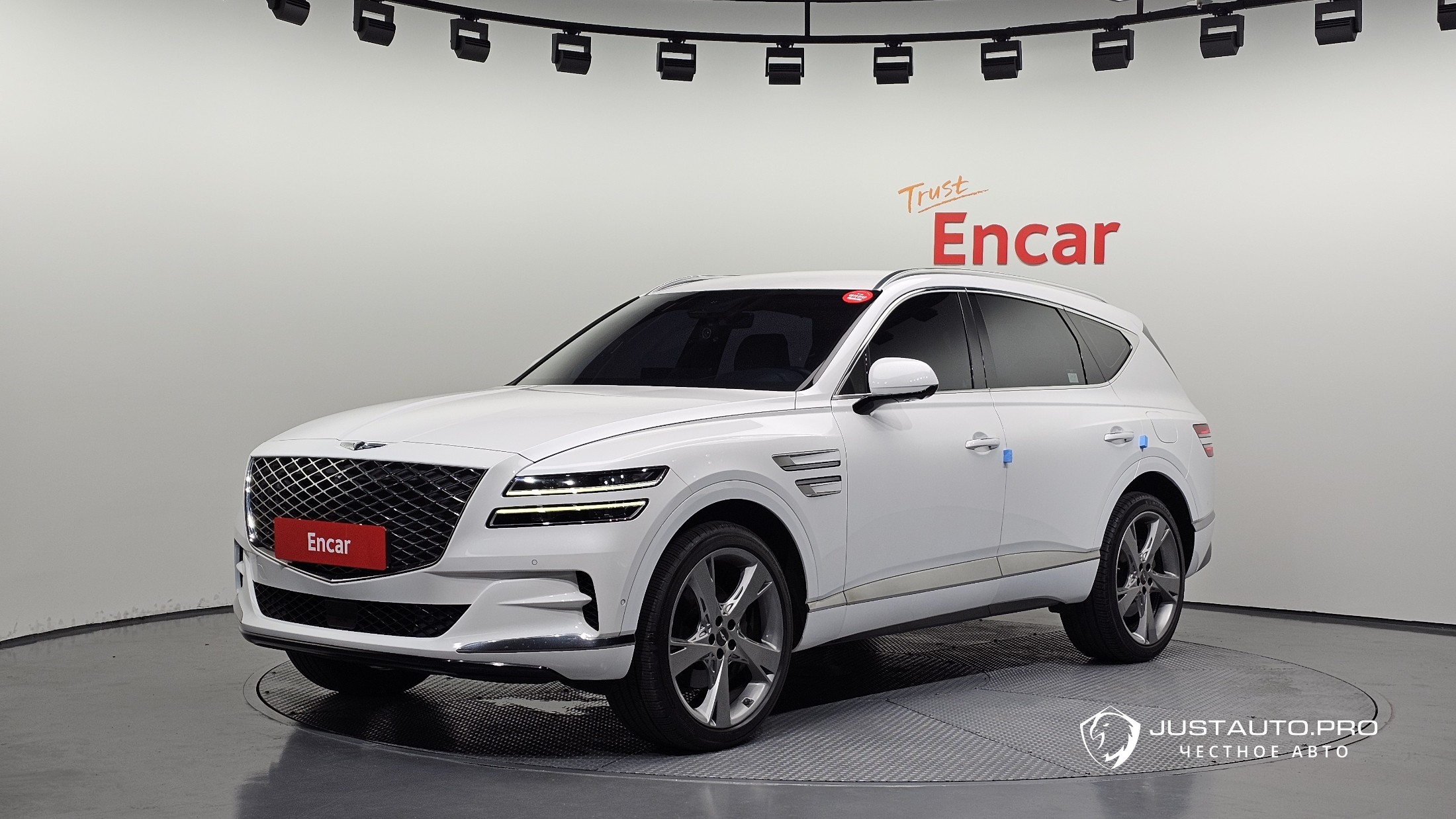 Автомобиль Genesis GV80