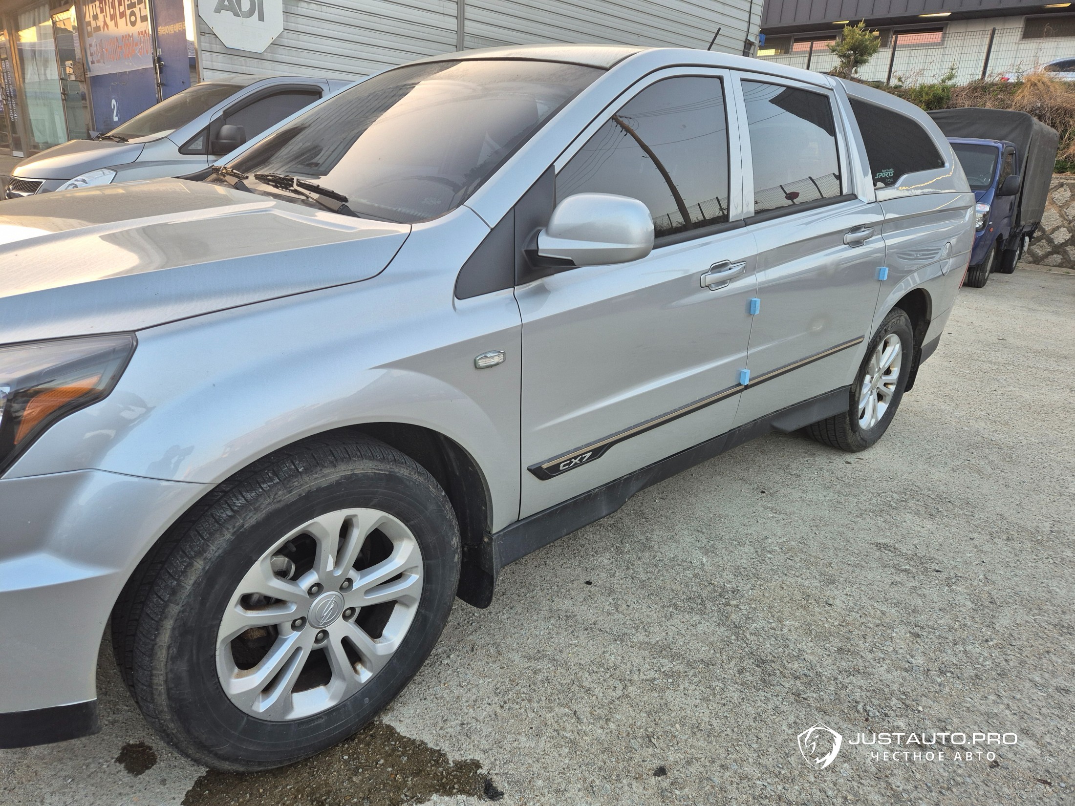 Автомобиль KG_Mobility_Ssangyong KORANDO