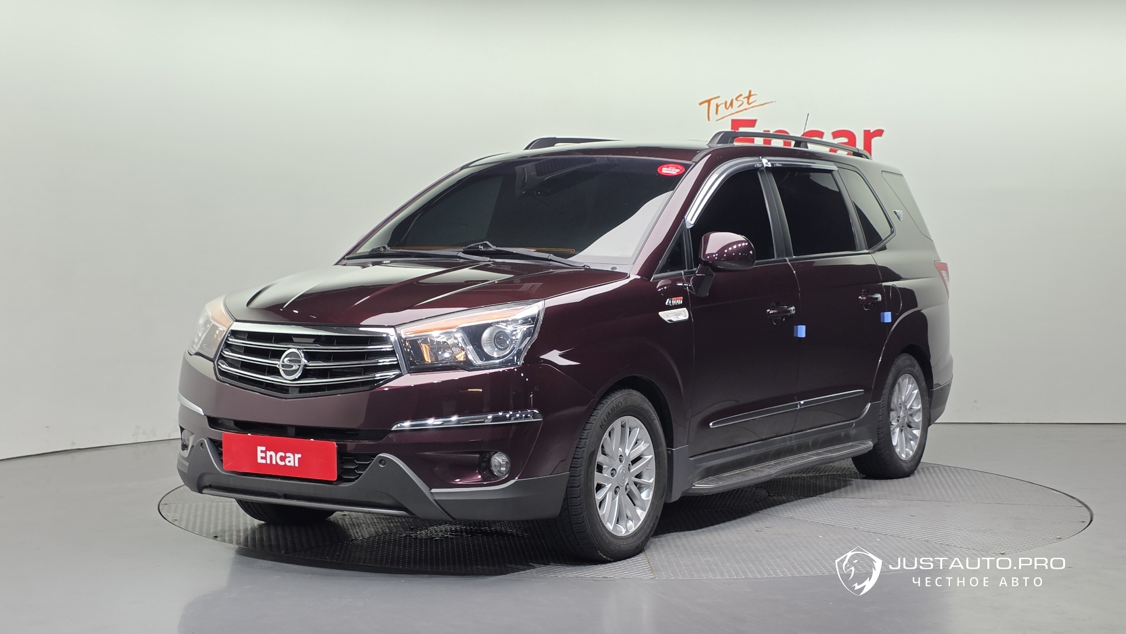 Автомобиль KG_Mobility_Ssangyong KORANDO