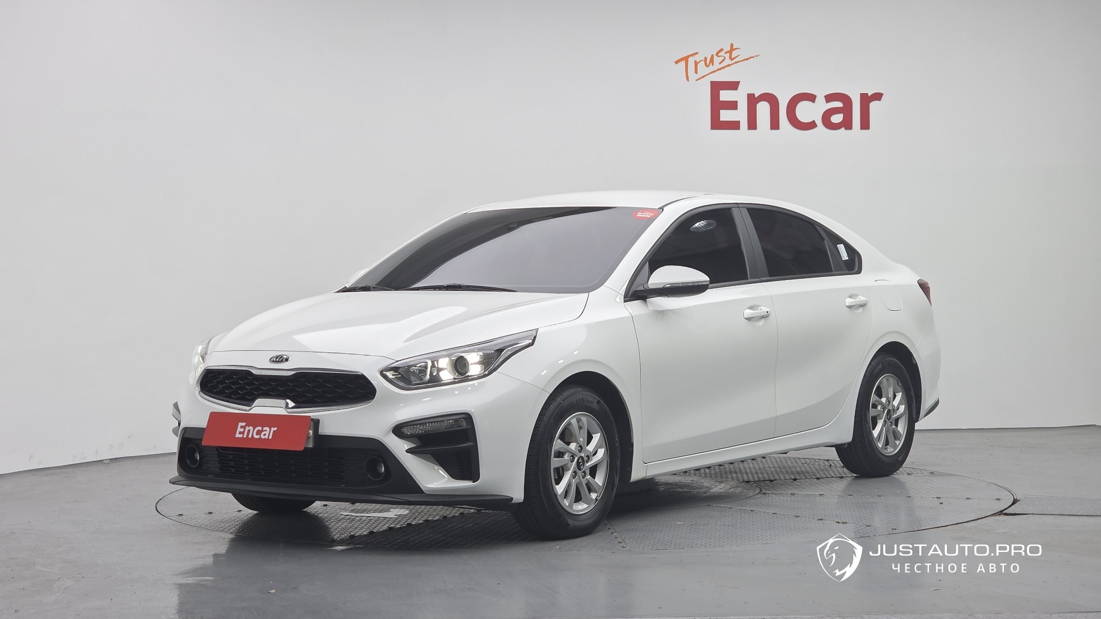 Автомобиль Kia K3