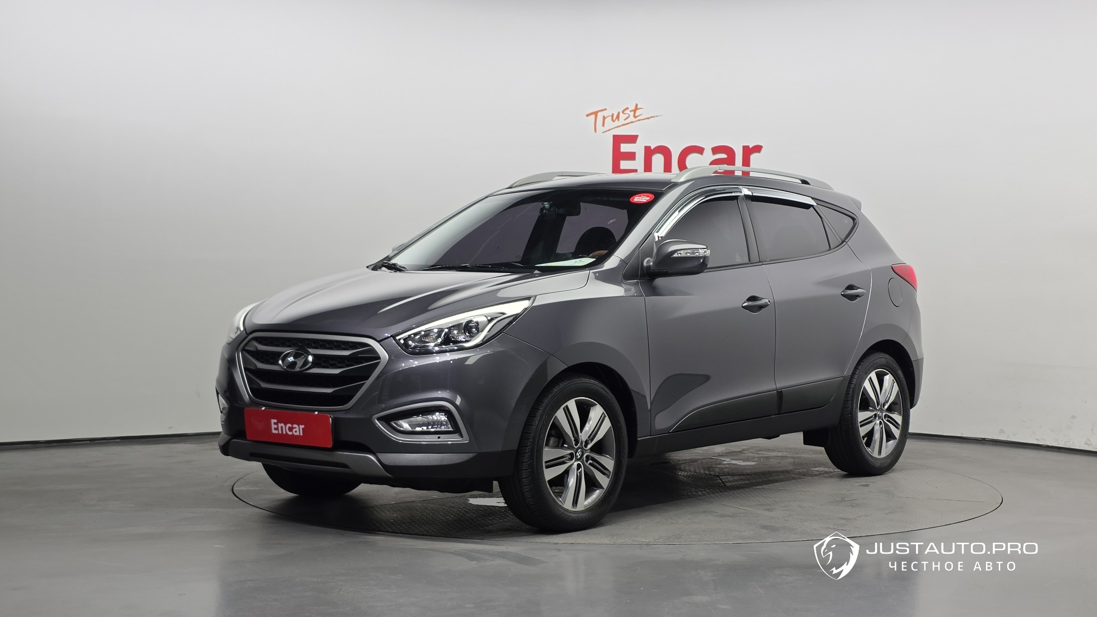 Автомобиль Hyundai Tucson