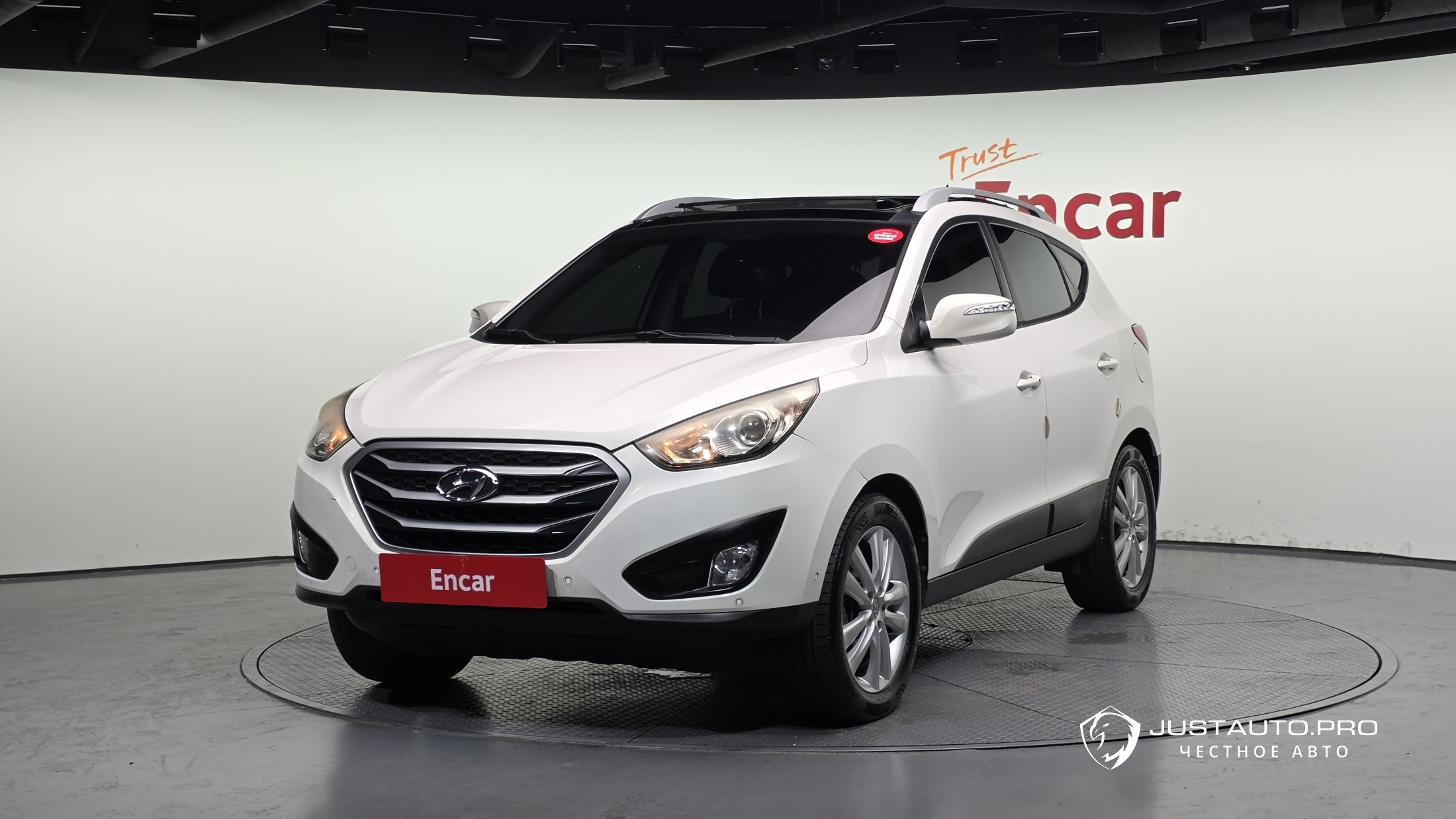 Автомобиль Hyundai Tucson