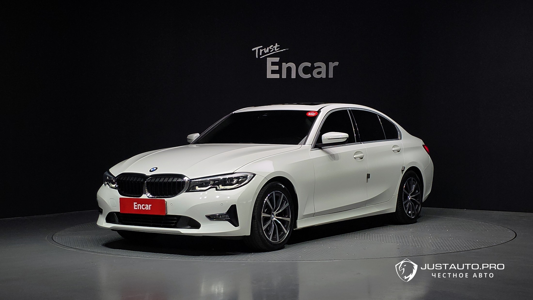Автомобиль BMW 3-Series