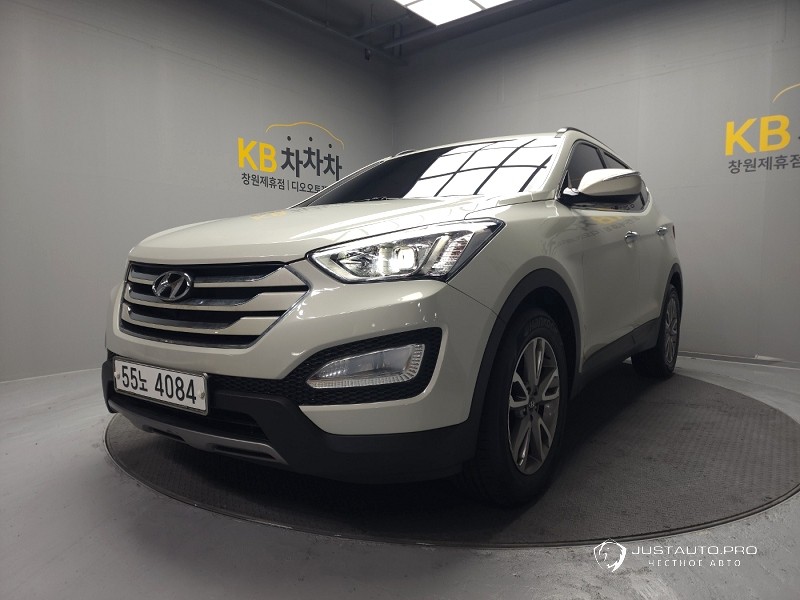 Автомобиль Hyundai Santafe