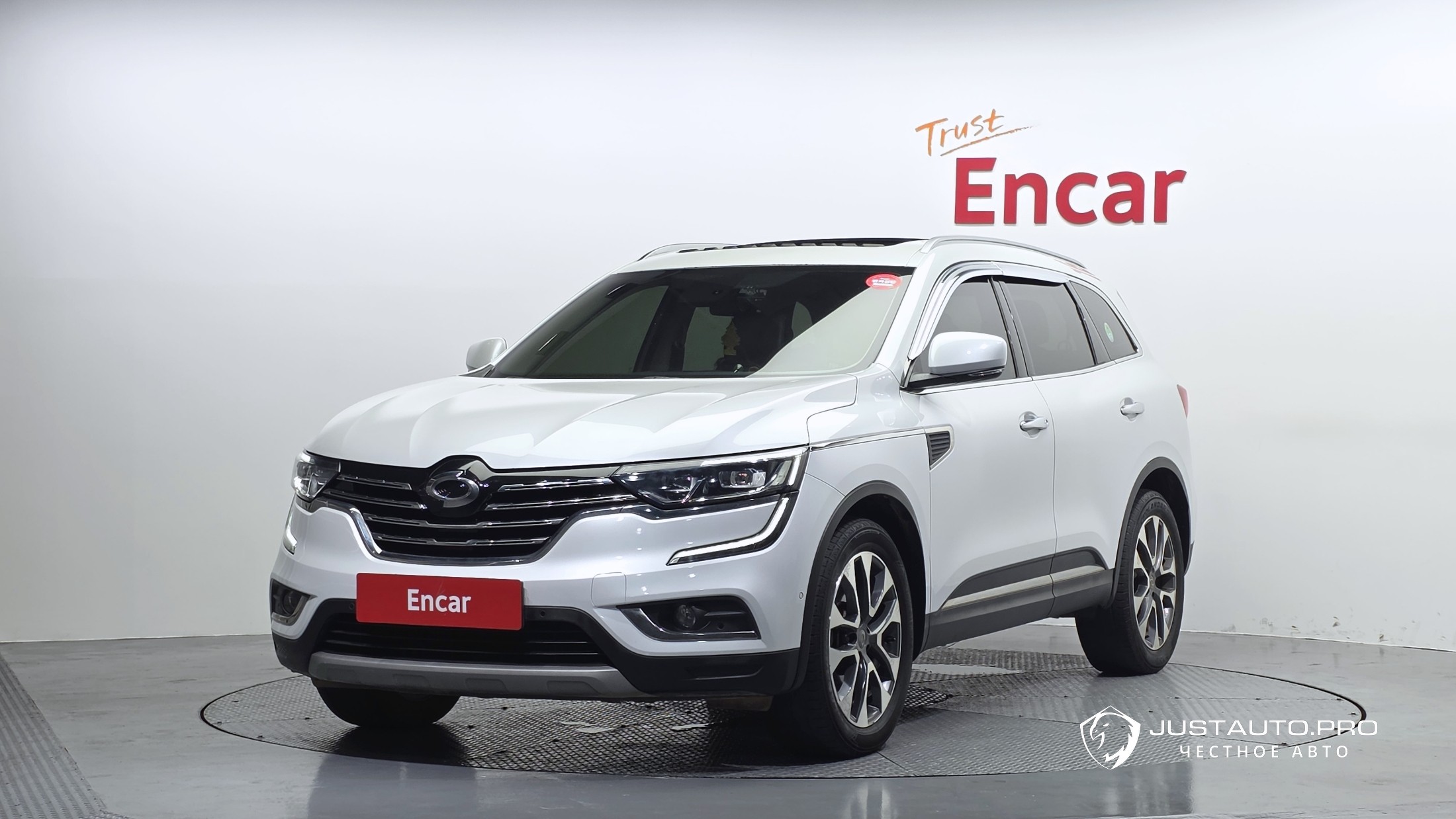 Автомобиль Renault-KoreaSamsung QM6