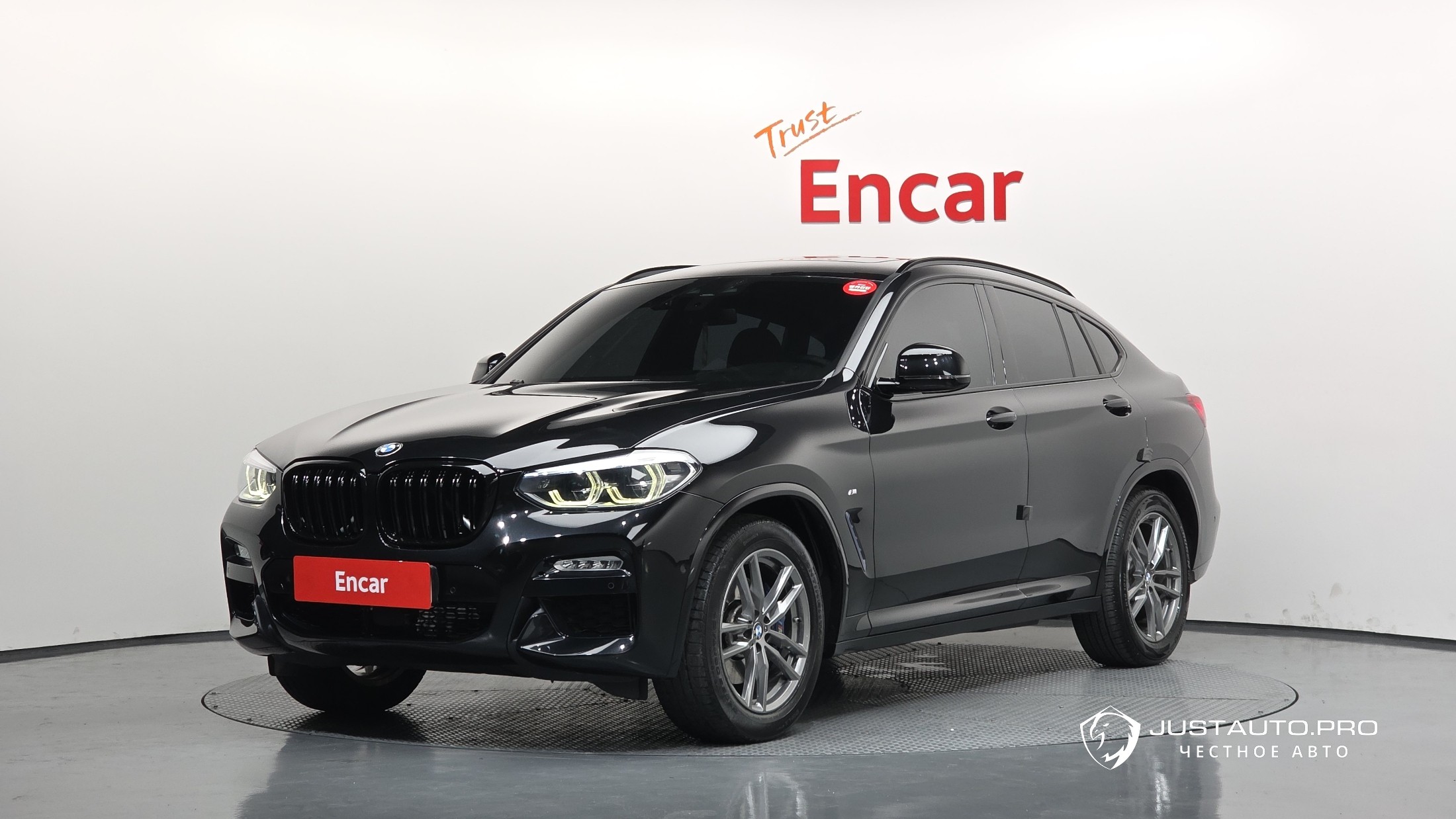 Автомобиль BMW X4