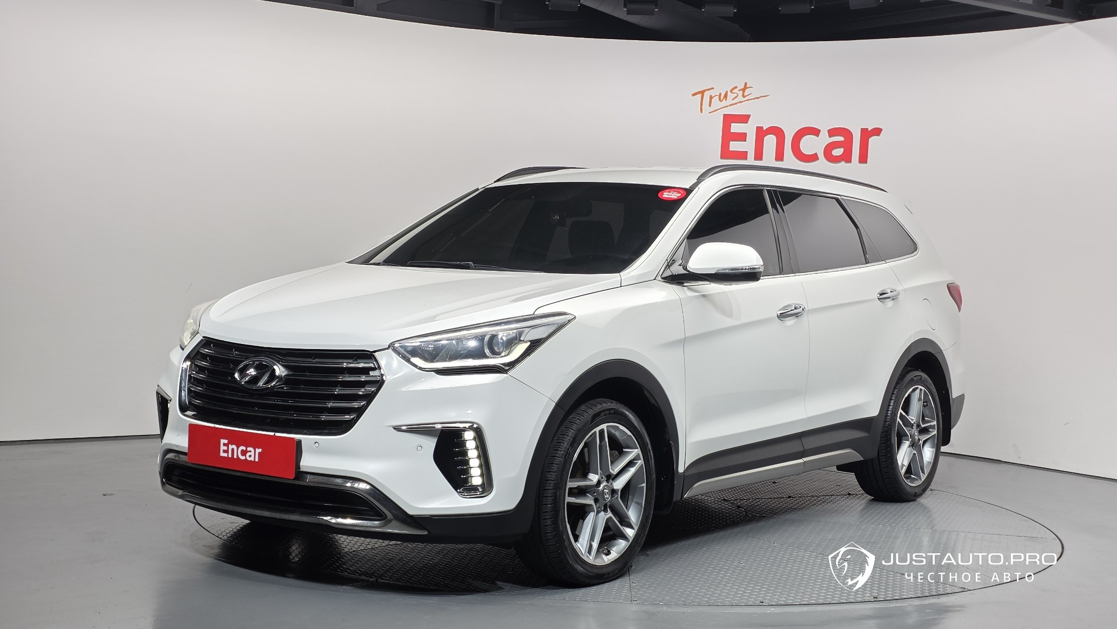 Автомобиль Hyundai Maxcruz