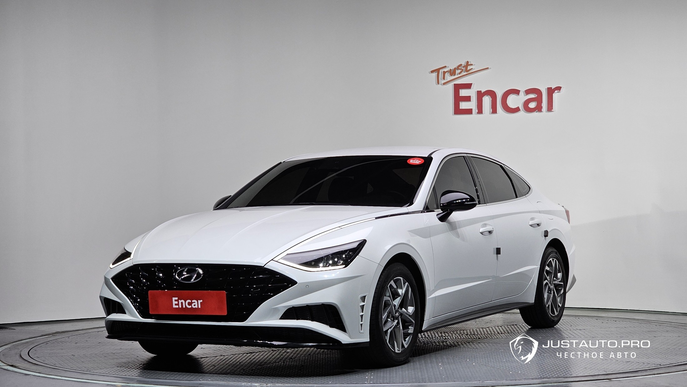 Автомобиль Hyundai Sonata