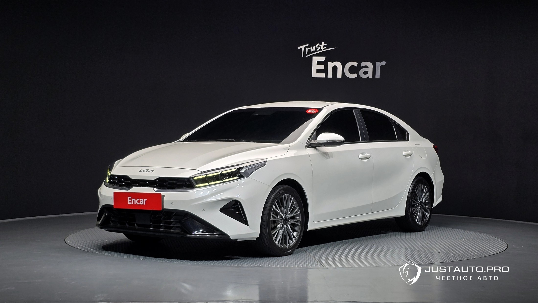 Автомобиль Kia K3