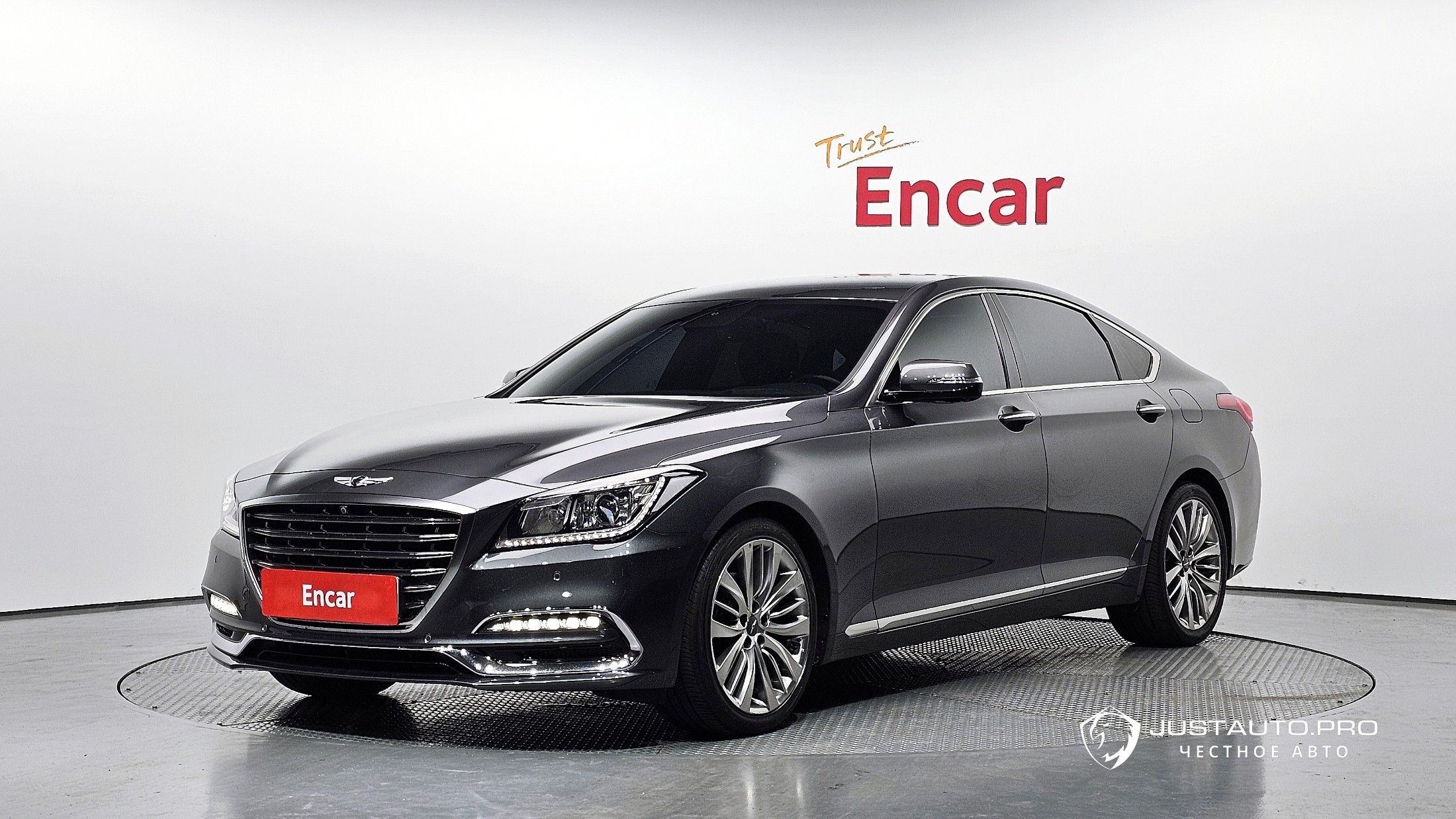 Автомобиль Genesis G80