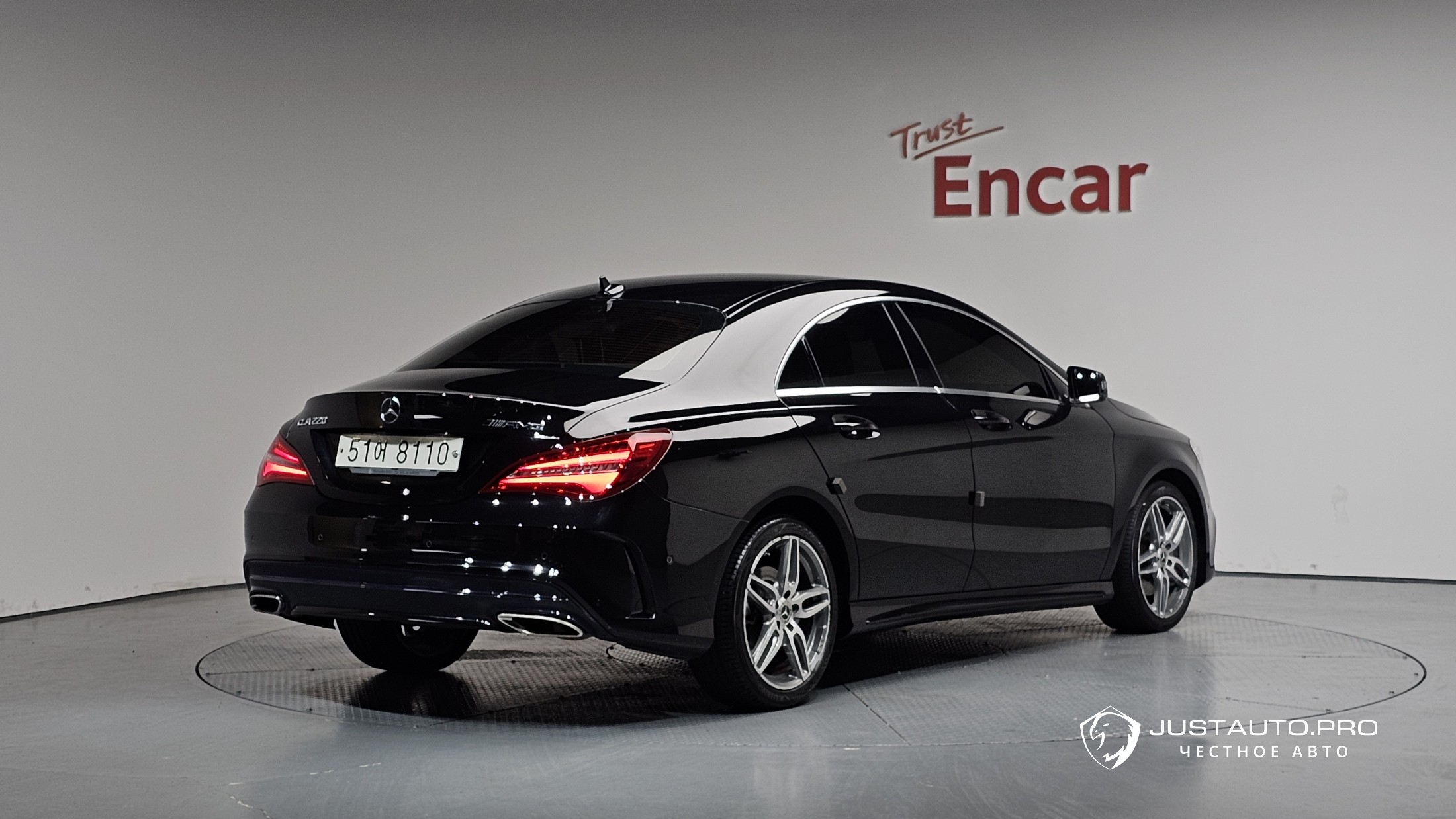 Автомобиль Mercedes-Benz CLA-Class