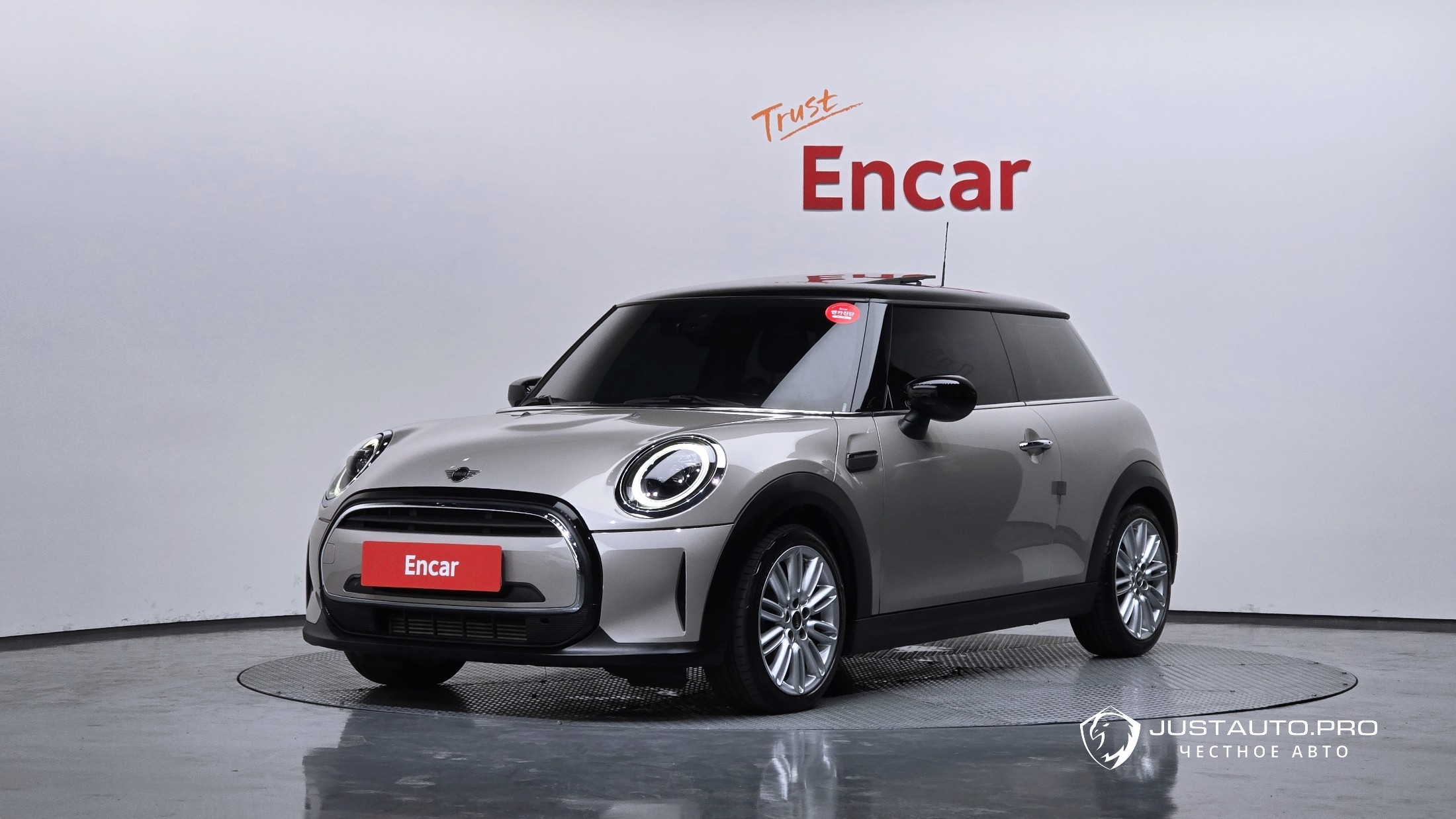 Автомобиль Mini Cooper