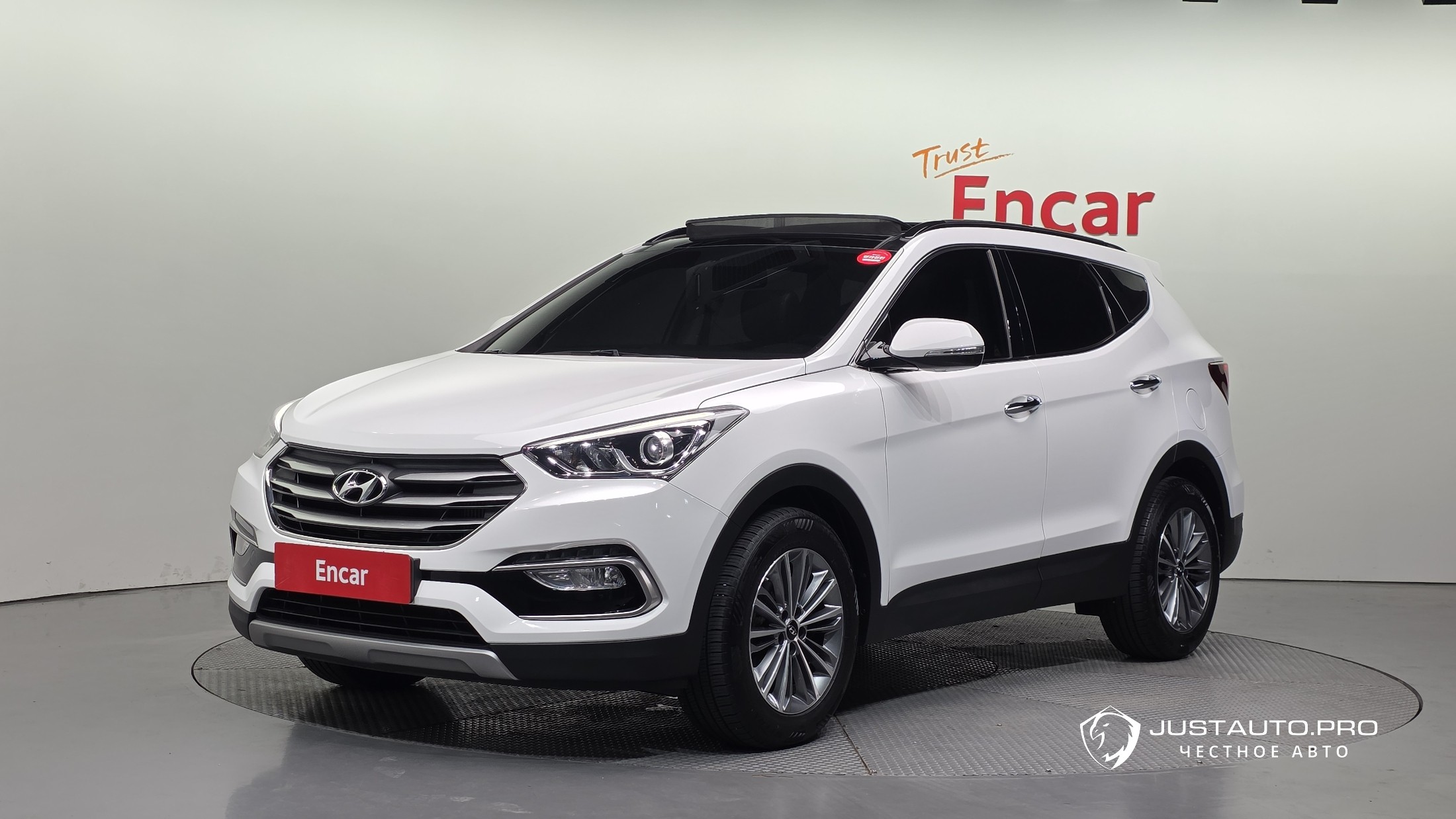 Автомобиль Hyundai Santafe
