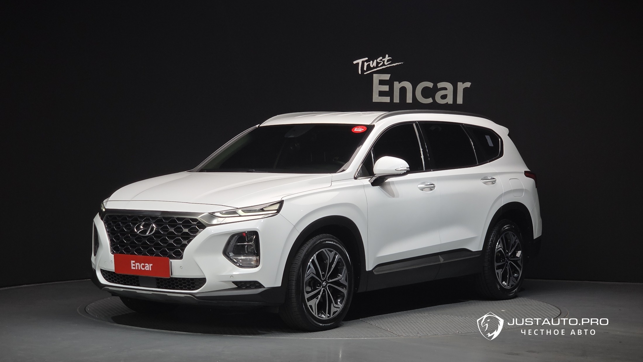 Автомобиль Hyundai Santafe