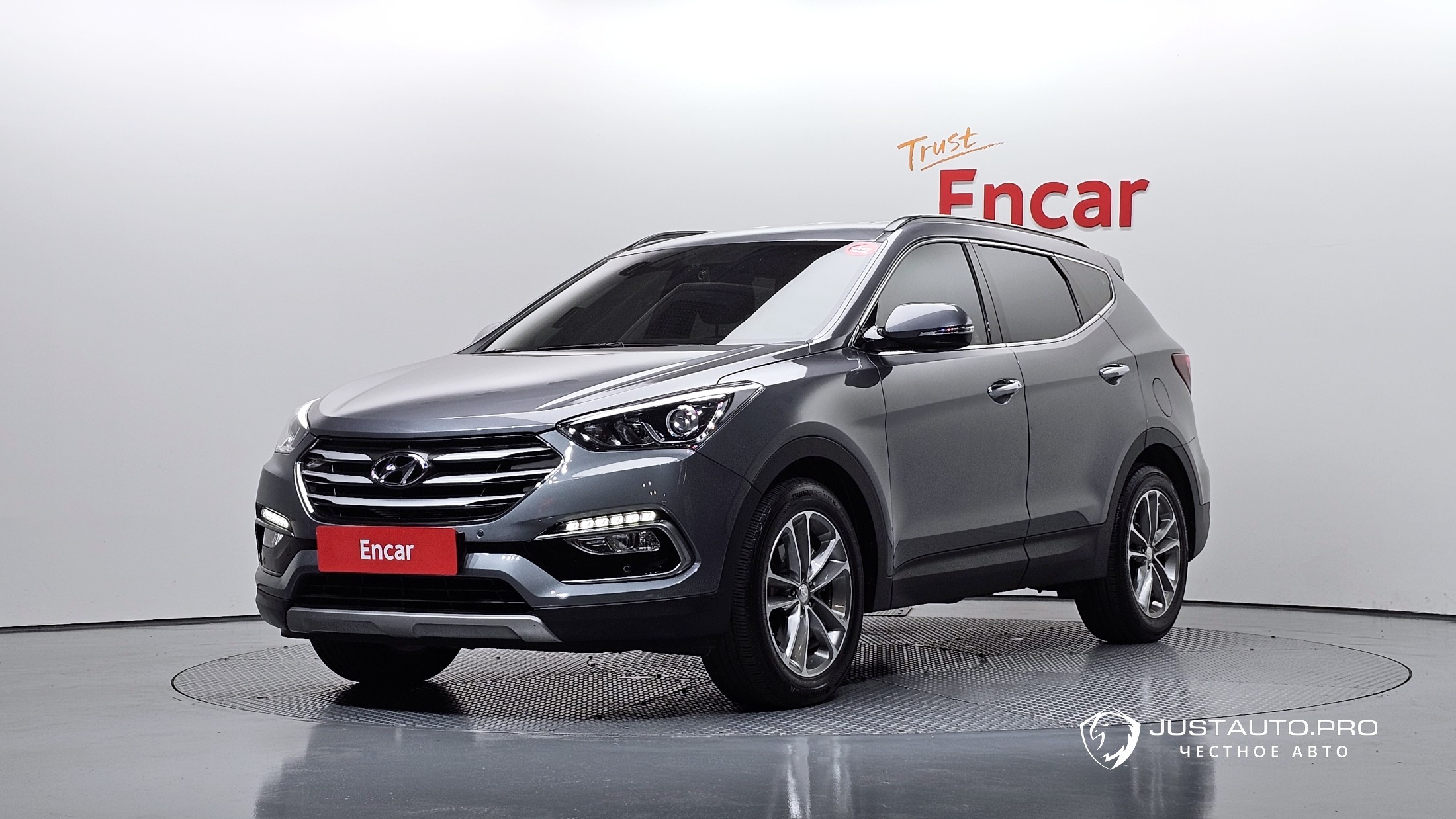 Автомобиль Hyundai Santafe