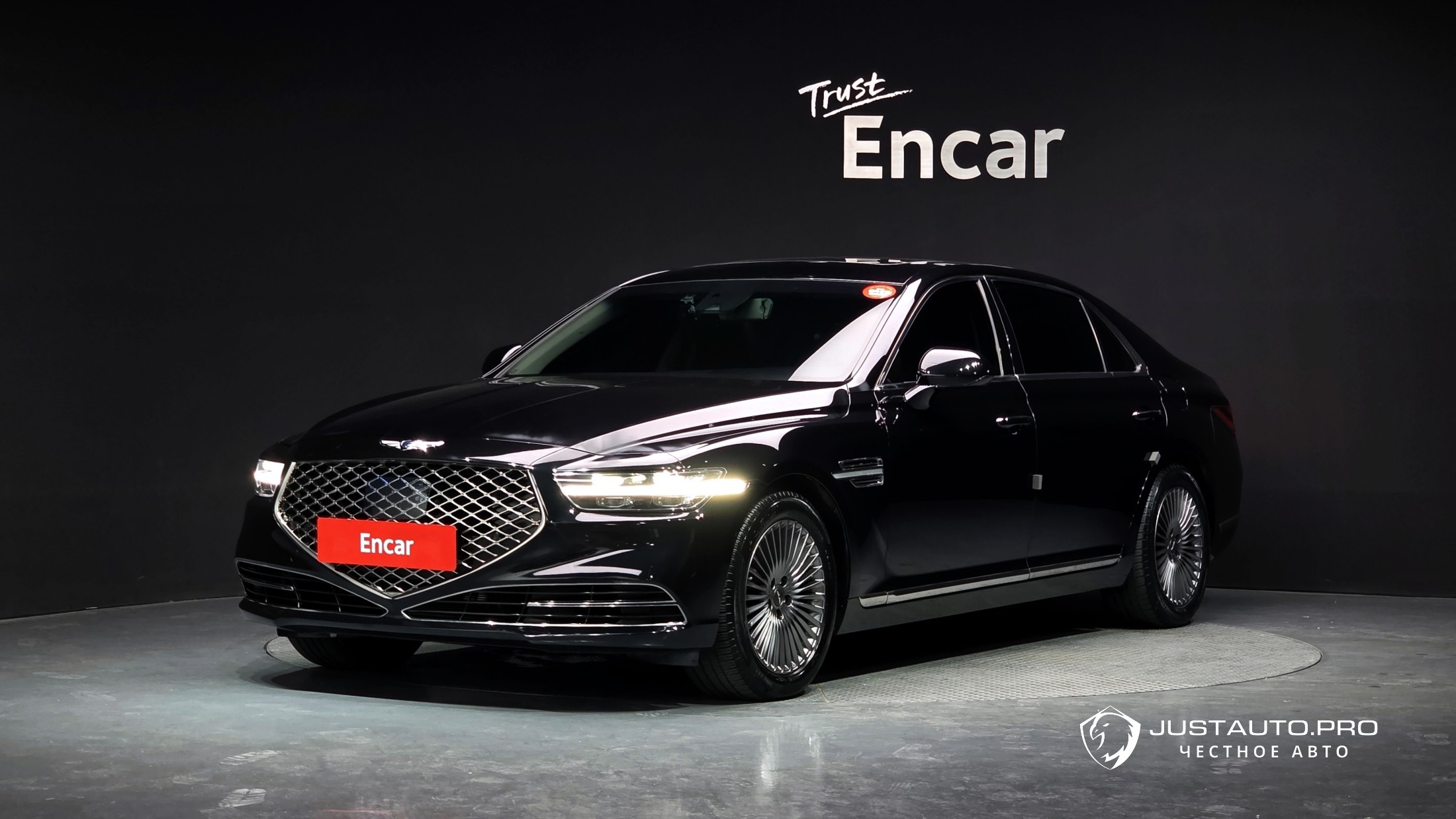 Автомобиль Genesis G90