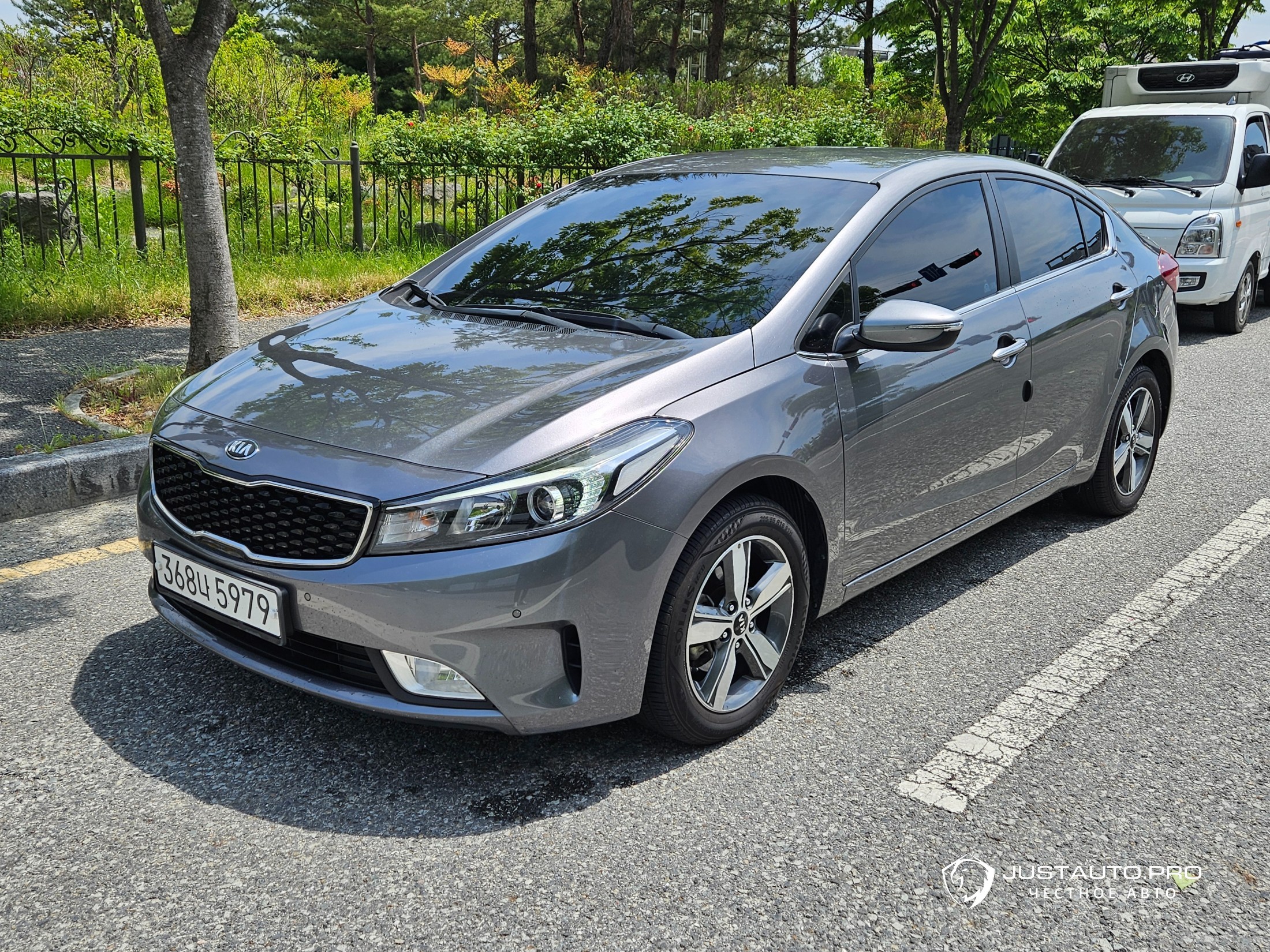 Автомобиль Kia K3