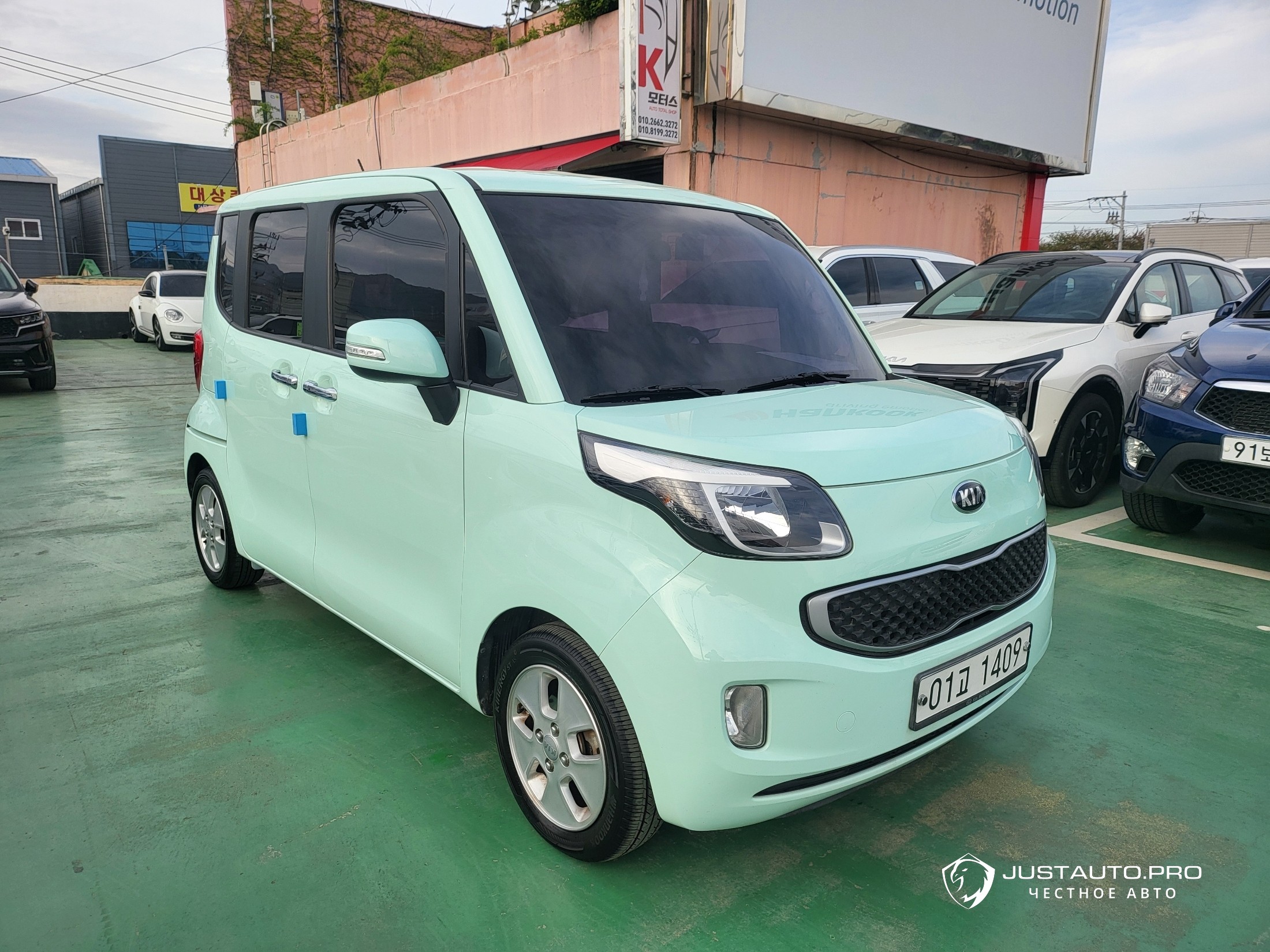 Автомобиль Kia RAY