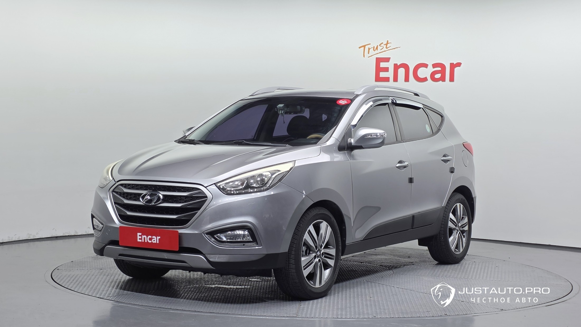 Автомобиль Hyundai Tucson