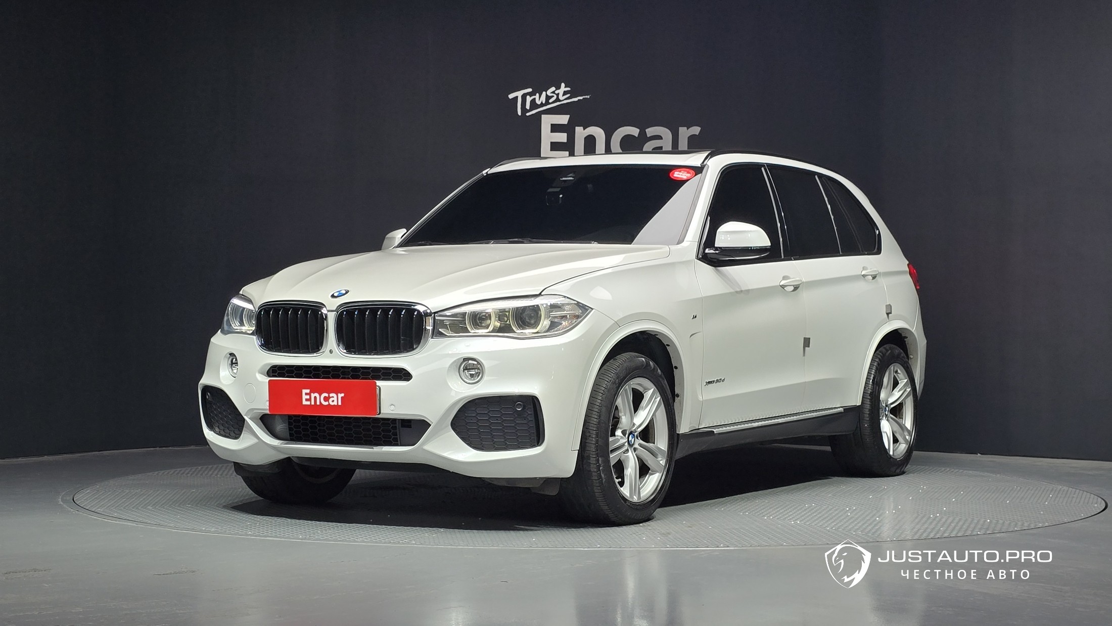Автомобиль BMW X5
