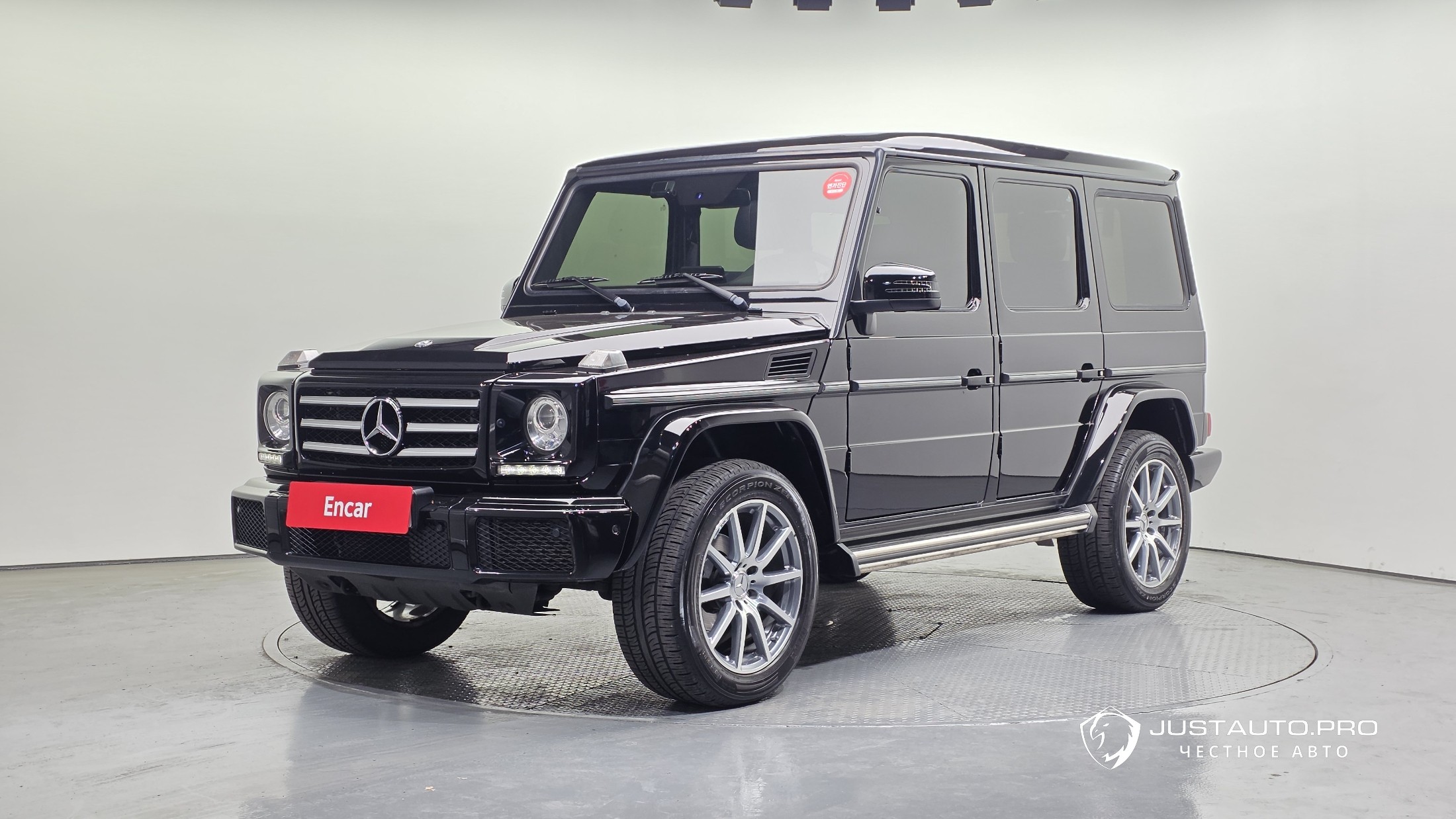 Автомобиль Mercedes-Benz G-Class