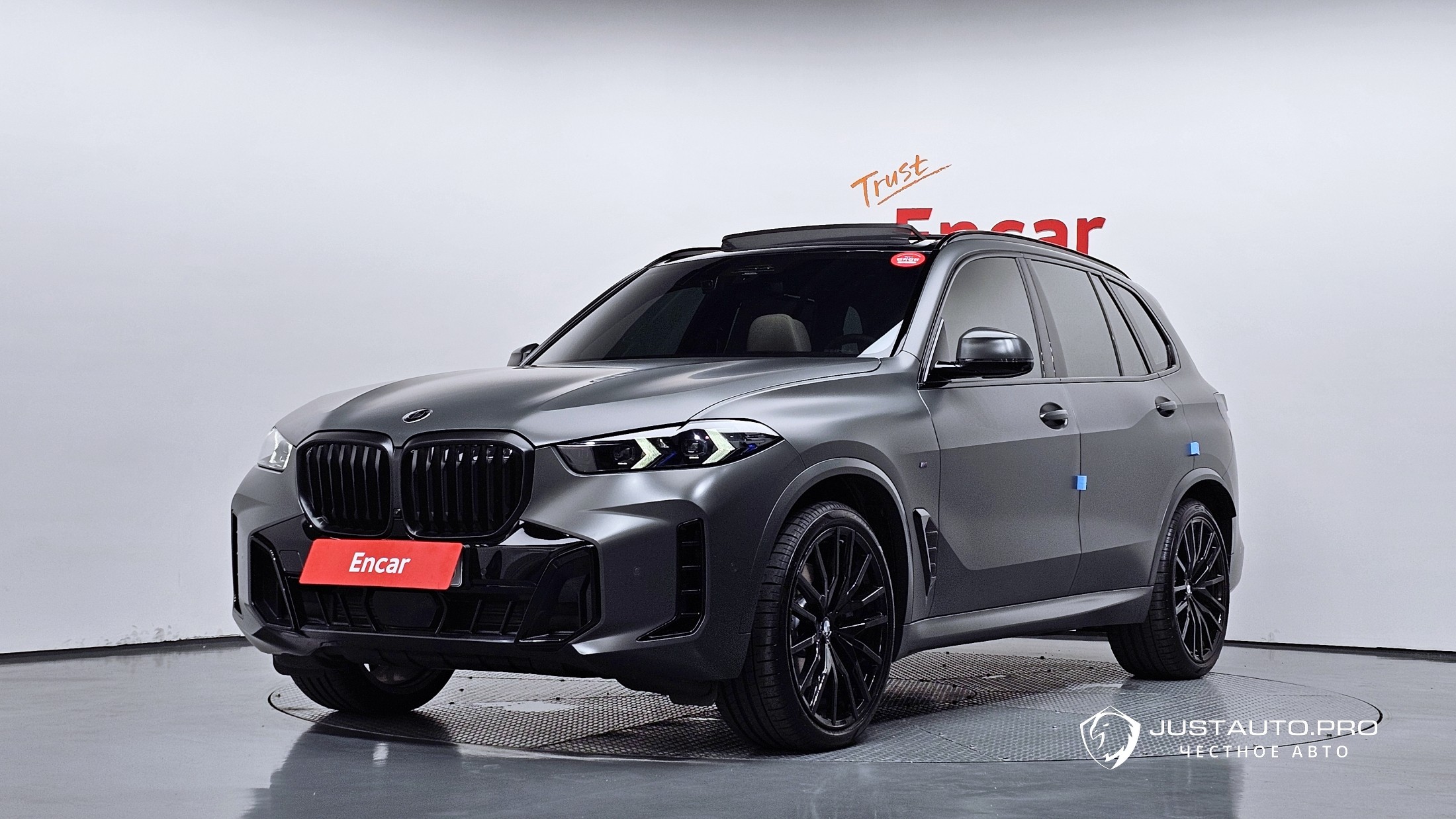 Автомобиль BMW X5