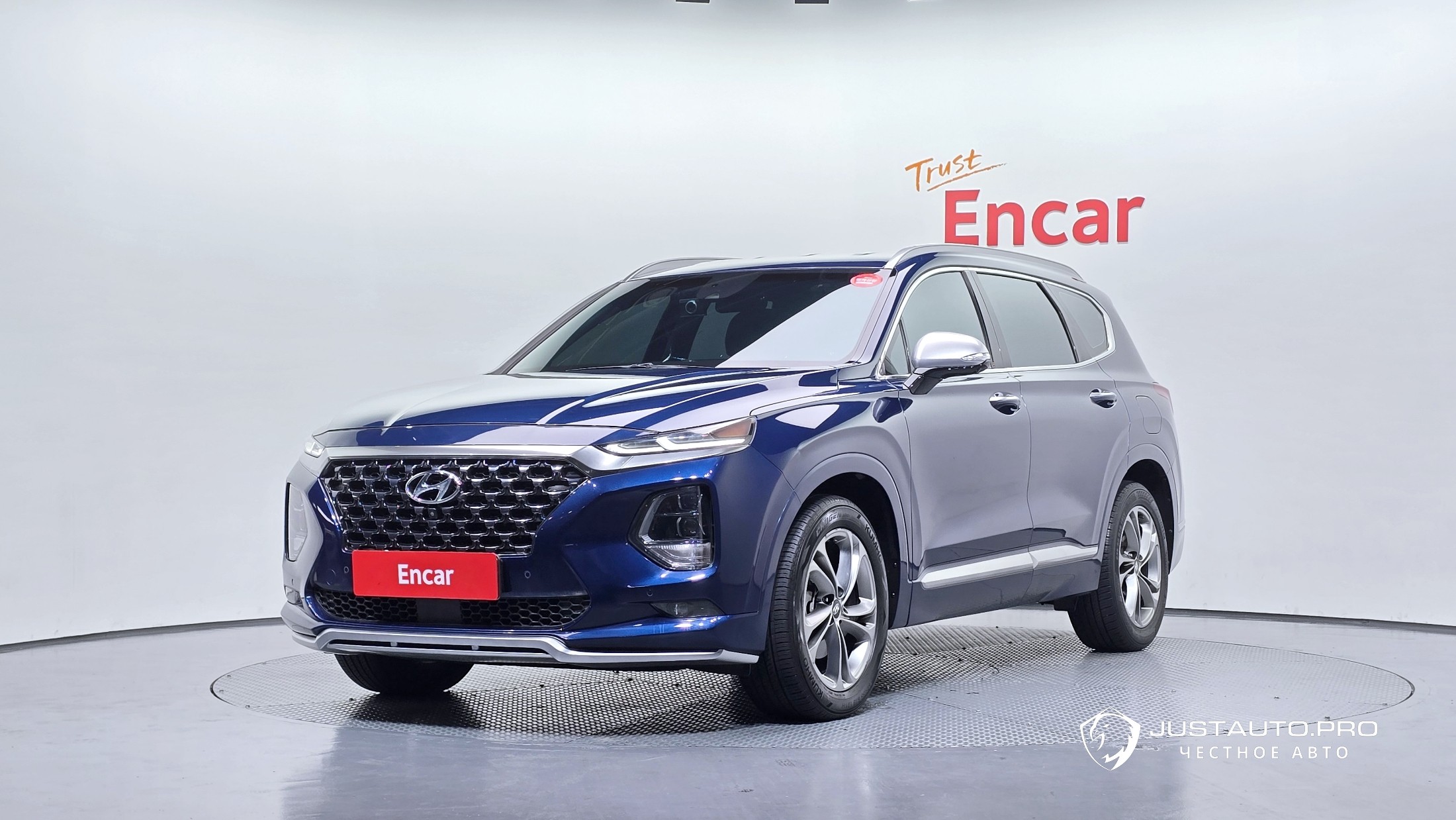 Автомобиль Hyundai Santafe