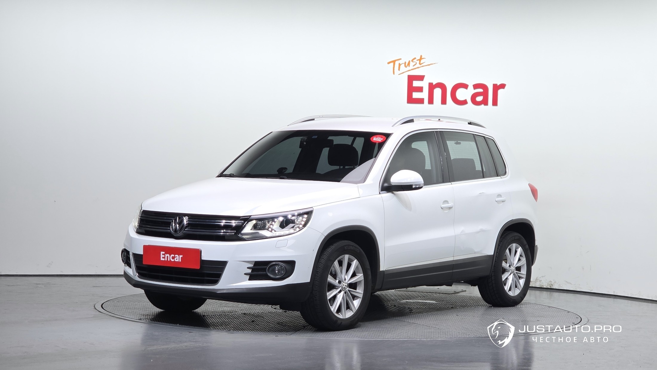 Автомобиль Volkswagen Tiguan