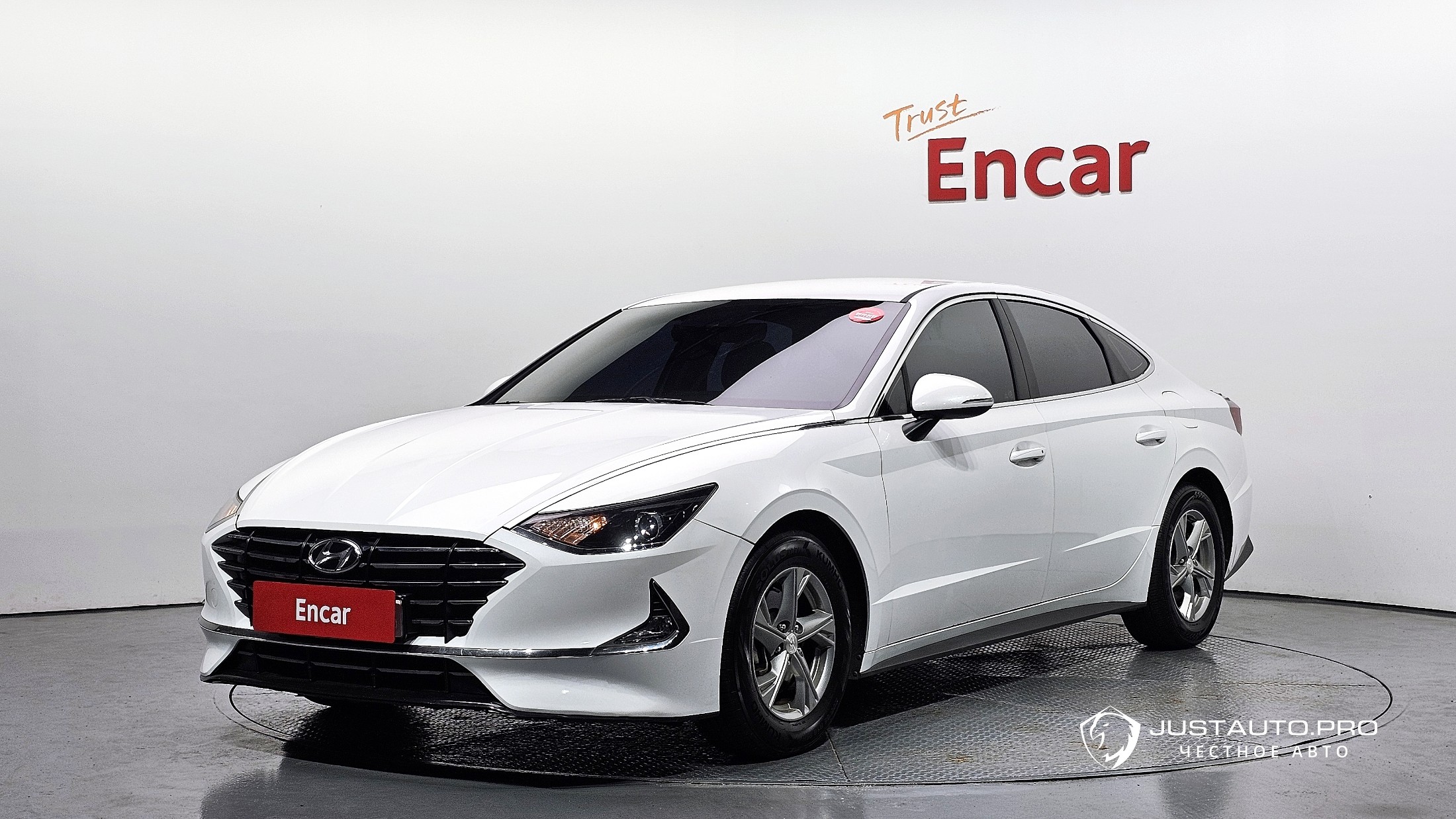 Автомобиль Hyundai Sonata