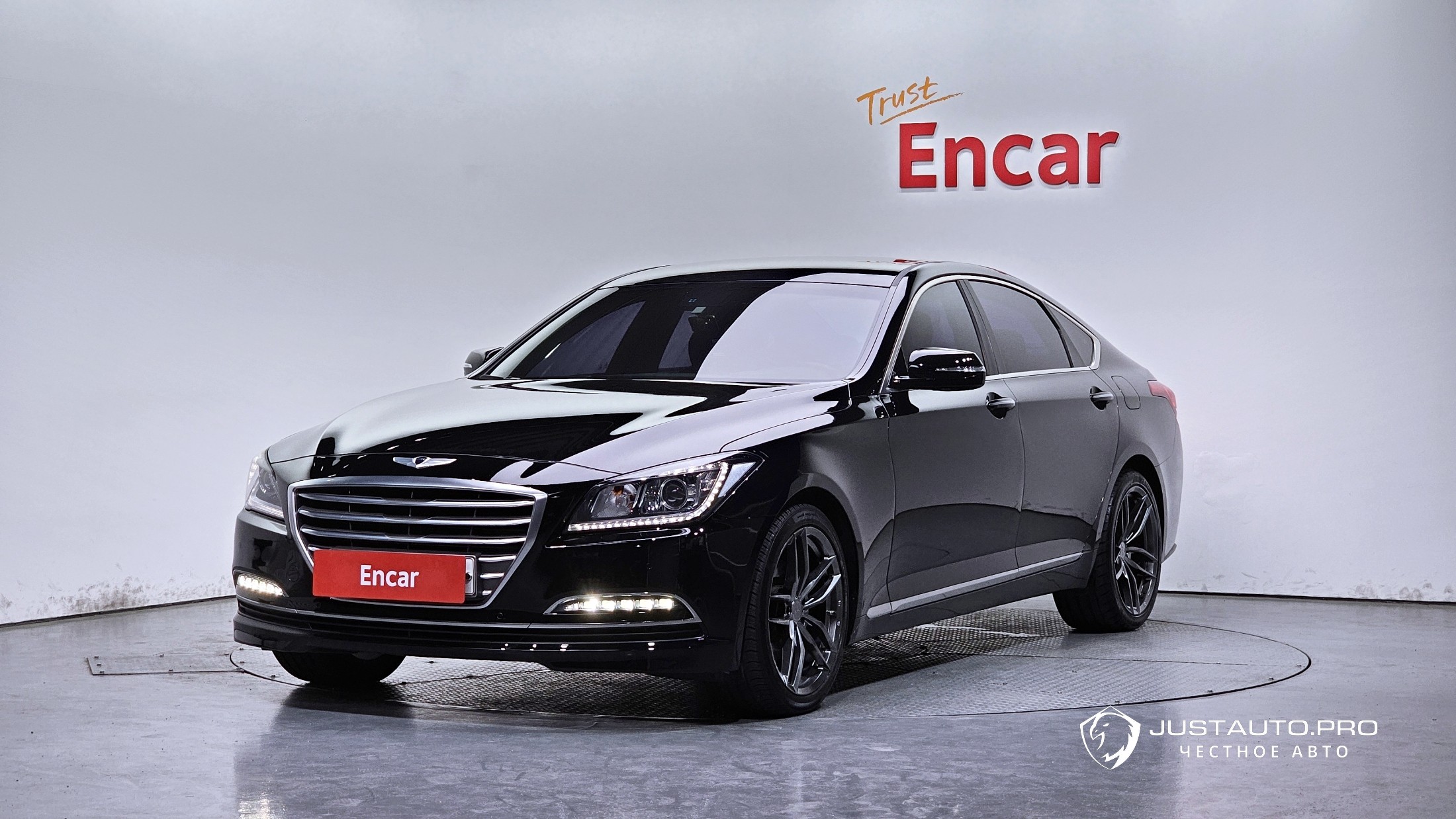 Автомобиль Hyundai Genesis