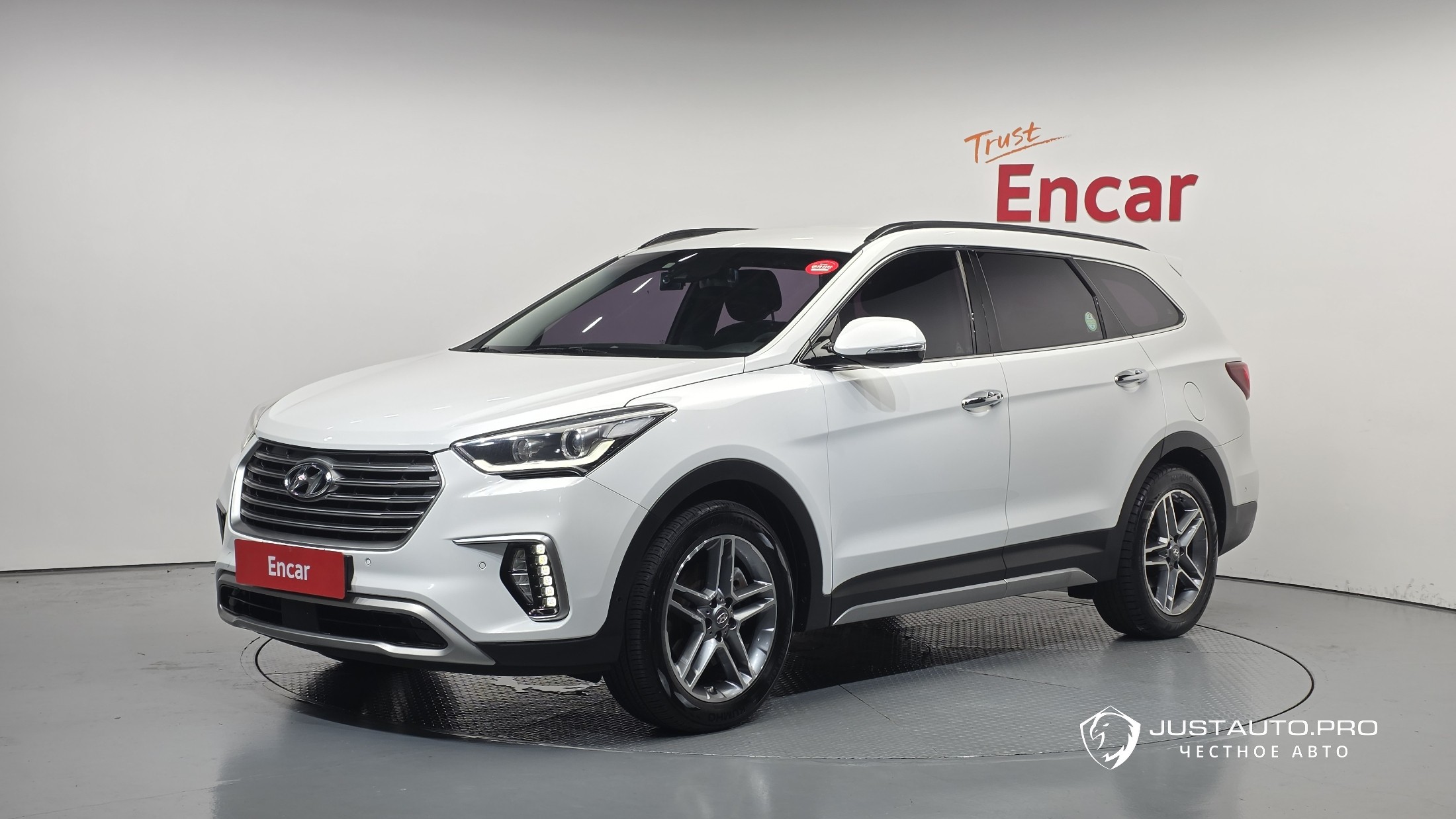 Автомобиль Hyundai Maxcruz