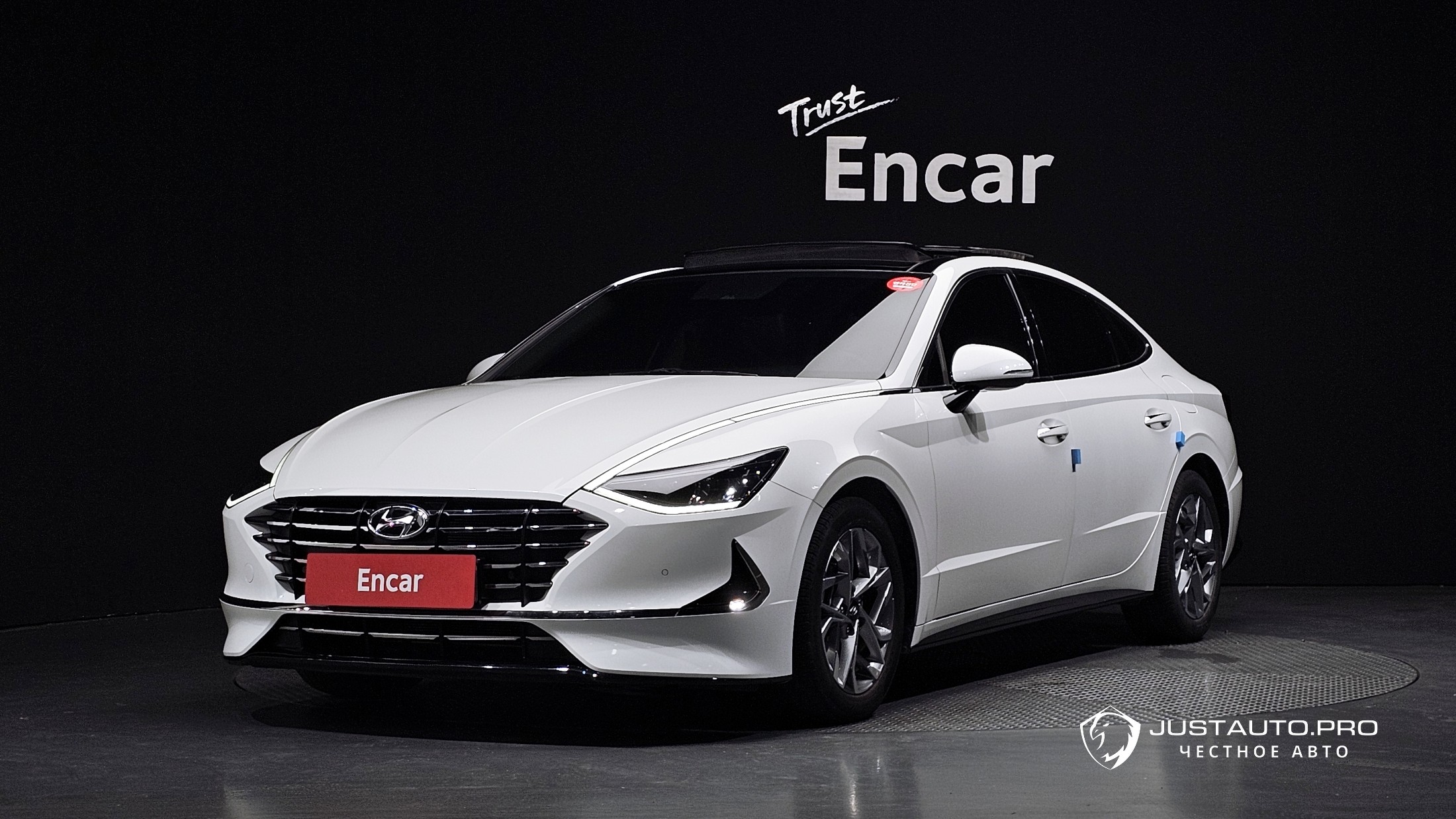 Автомобиль Hyundai Sonata