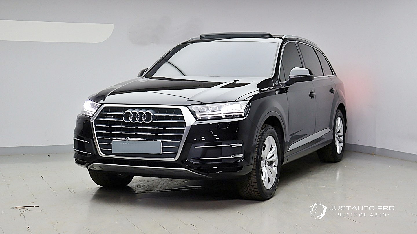 Автомобиль Audi Q7