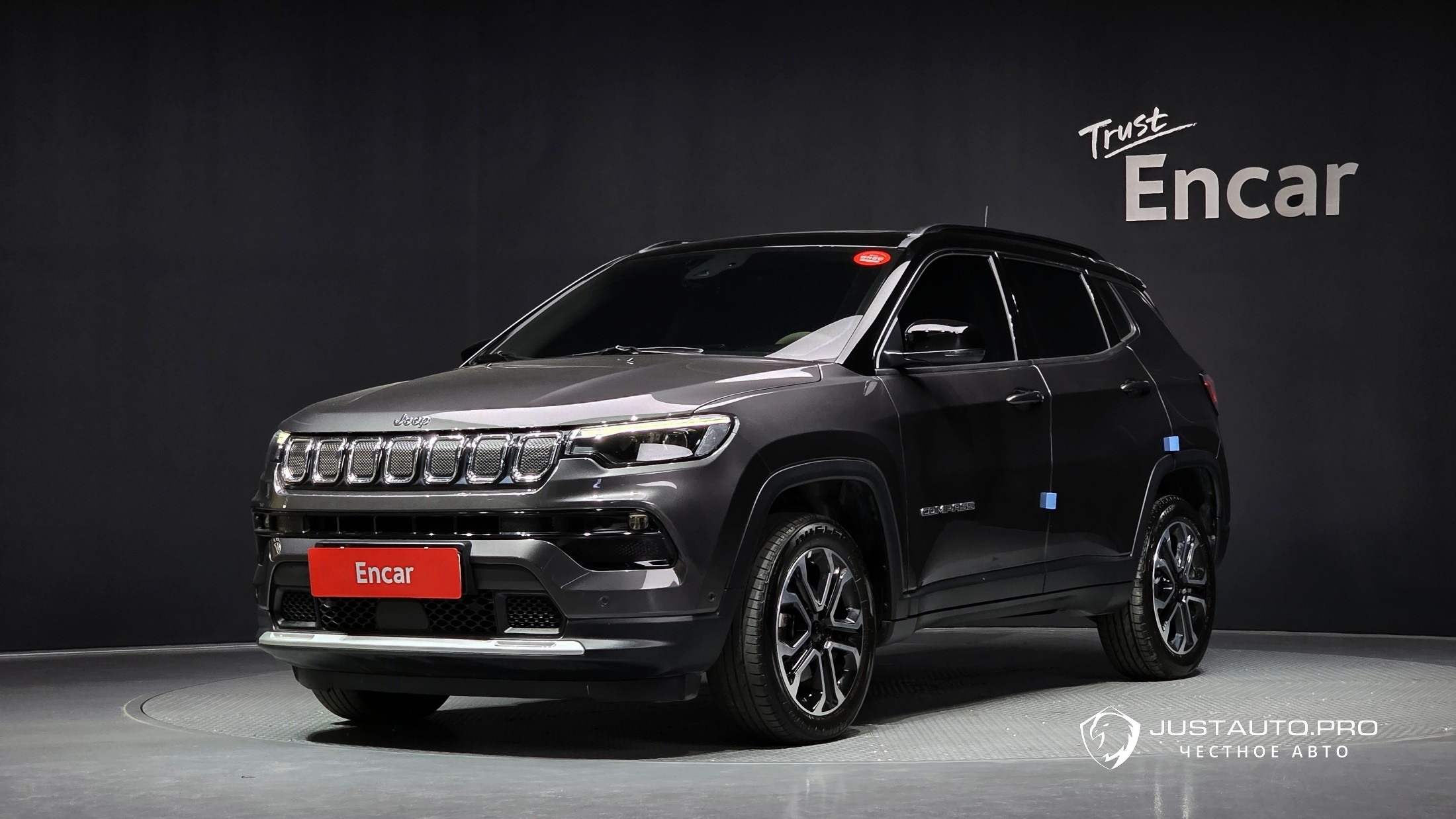 Автомобиль Jeep Compass