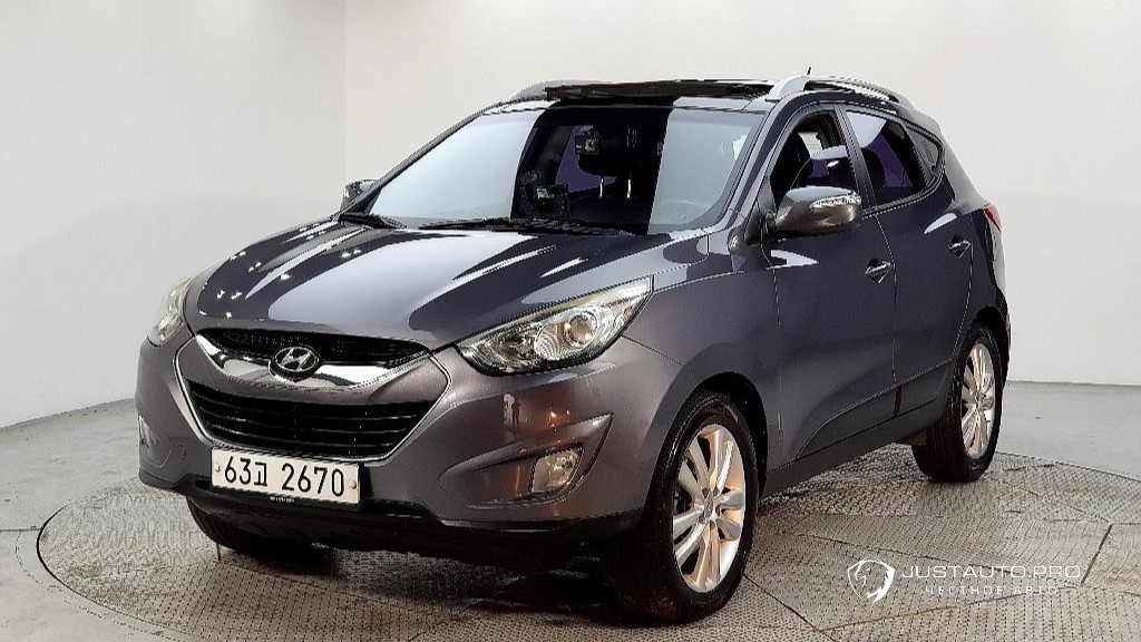 Автомобиль Hyundai Tucson