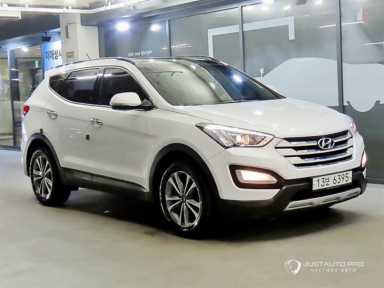 Автомобиль Hyundai Santafe