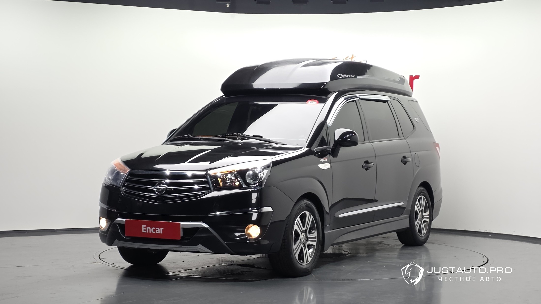 Автомобиль KG_Mobility_Ssangyong KORANDO