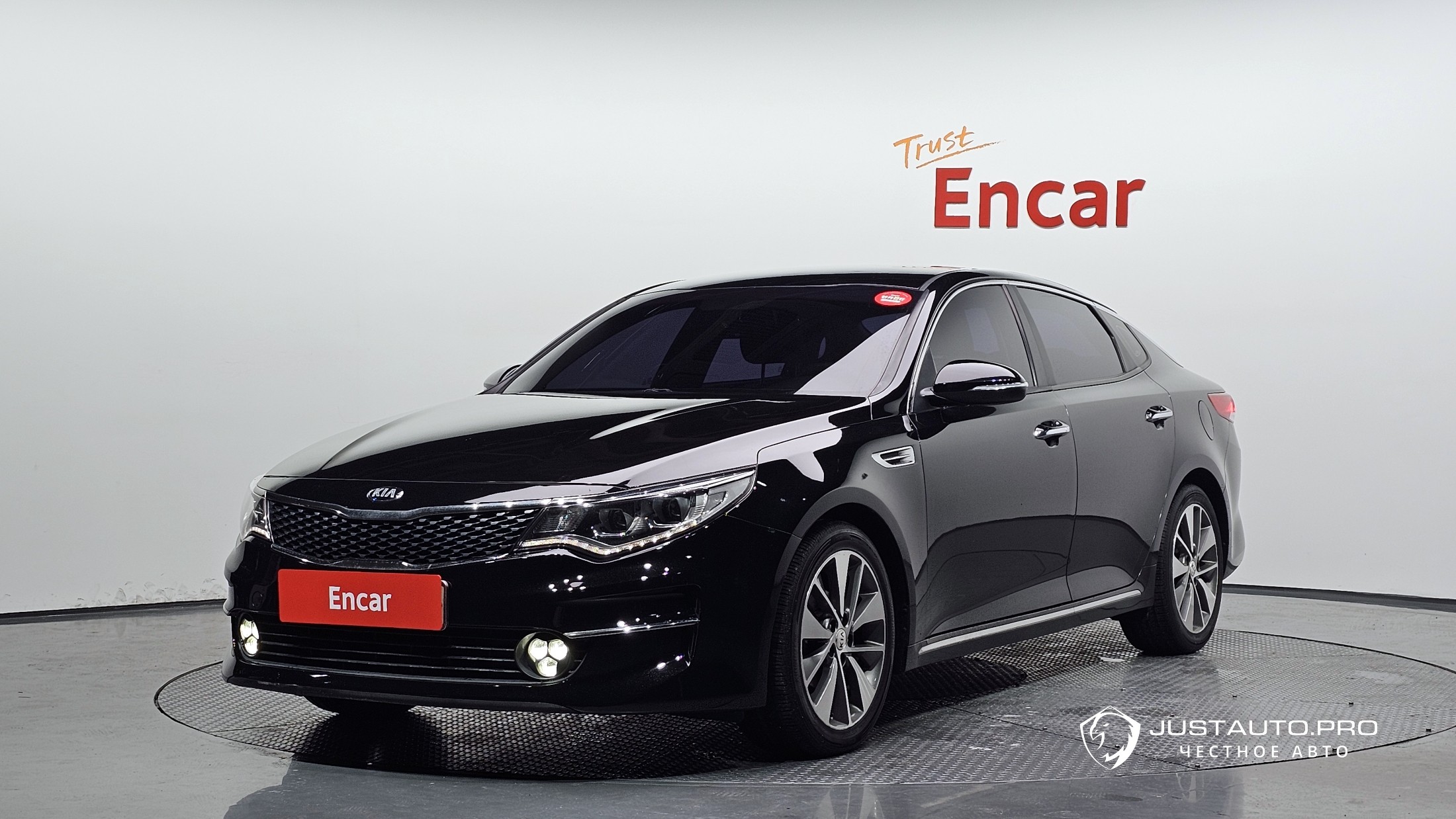 Автомобиль Kia K5