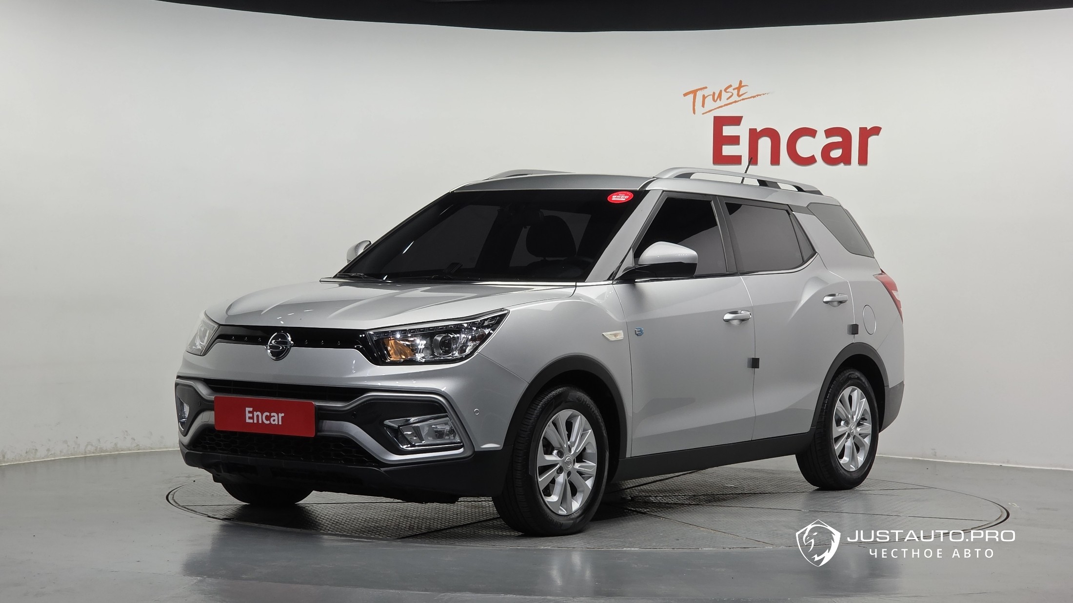 Автомобиль KG_Mobility_Ssangyong TIBOLI