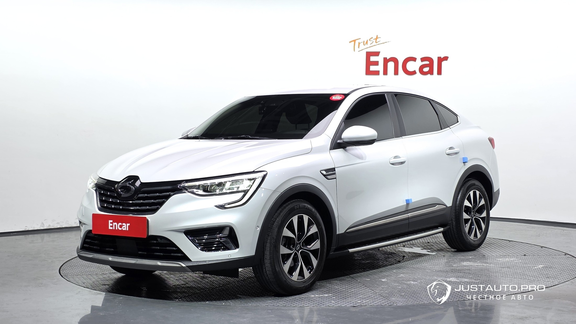Автомобиль Renault-KoreaSamsung XM3
