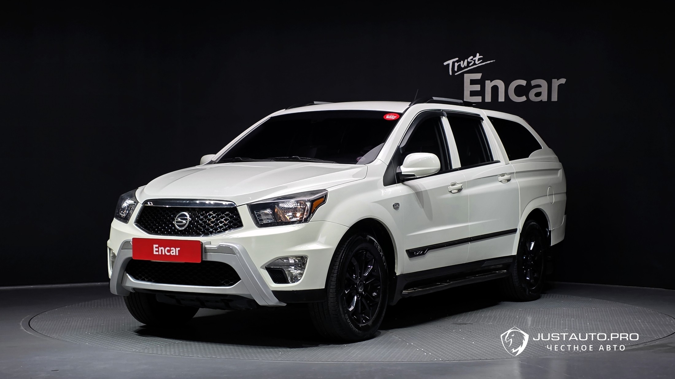 Автомобиль KG_Mobility_Ssangyong KORANDO